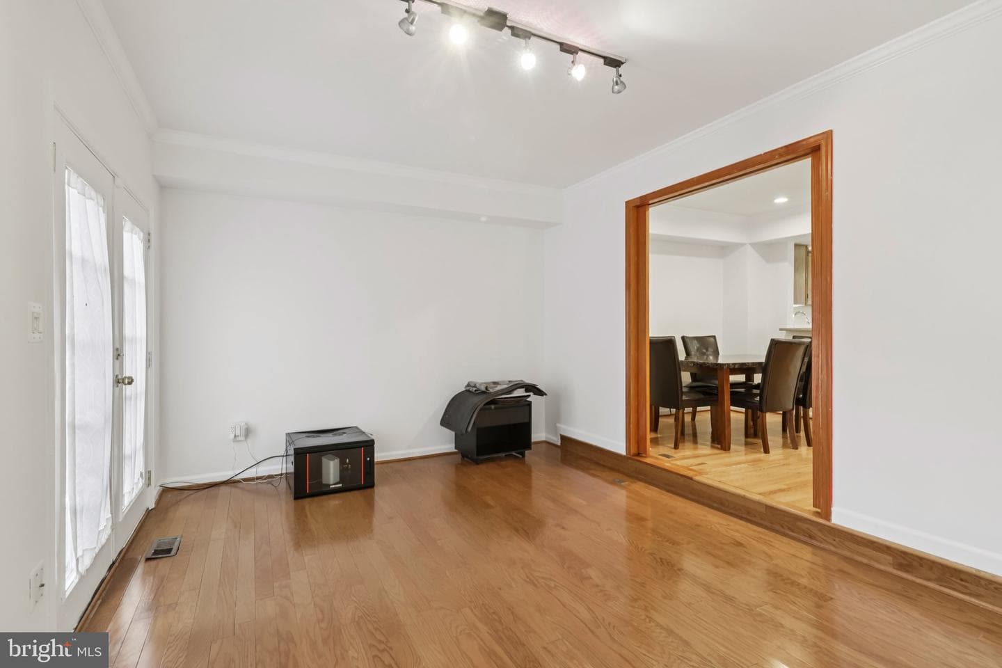 7673 Northern Oaks Court photo 16