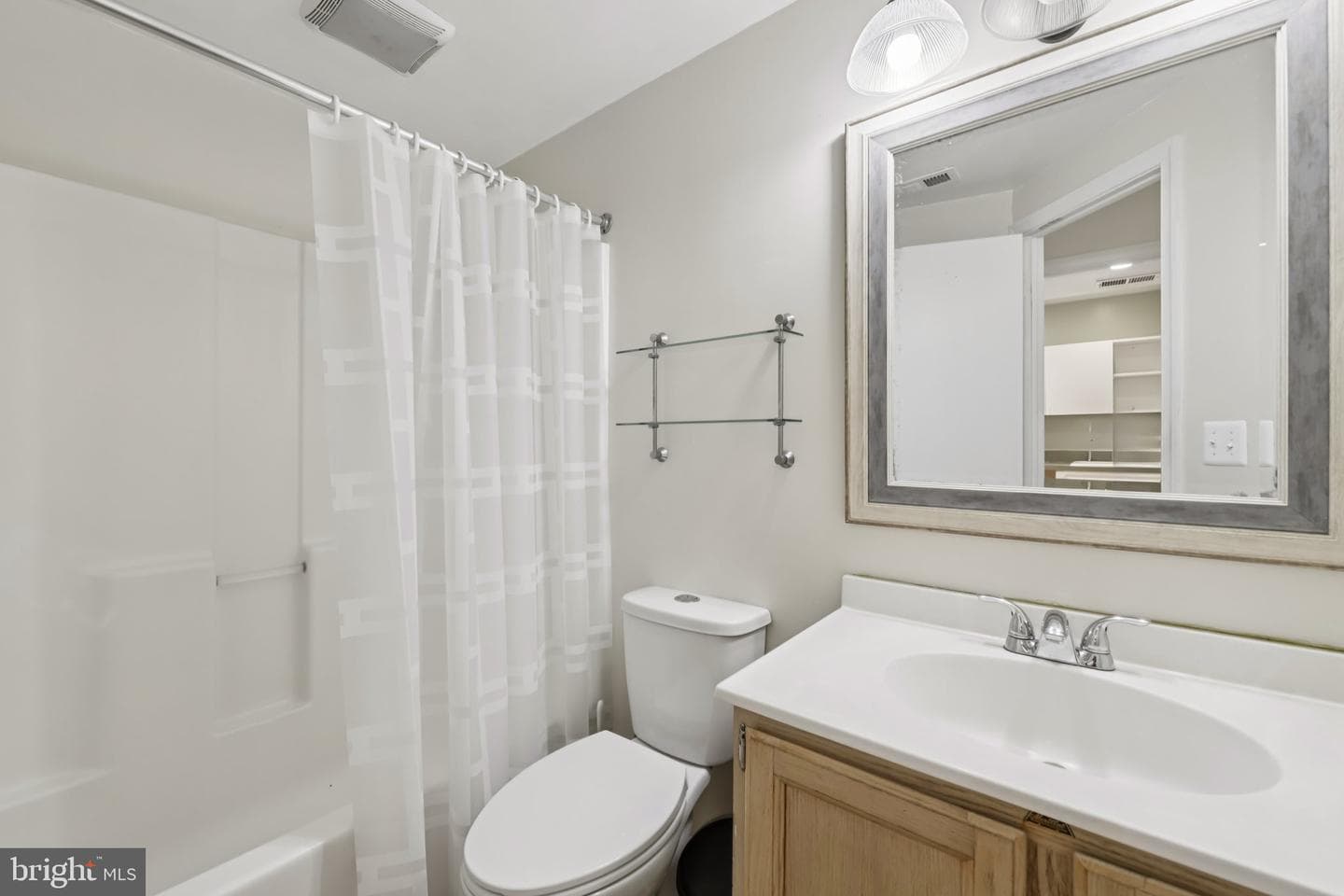 7673 Northern Oaks Court photo 35