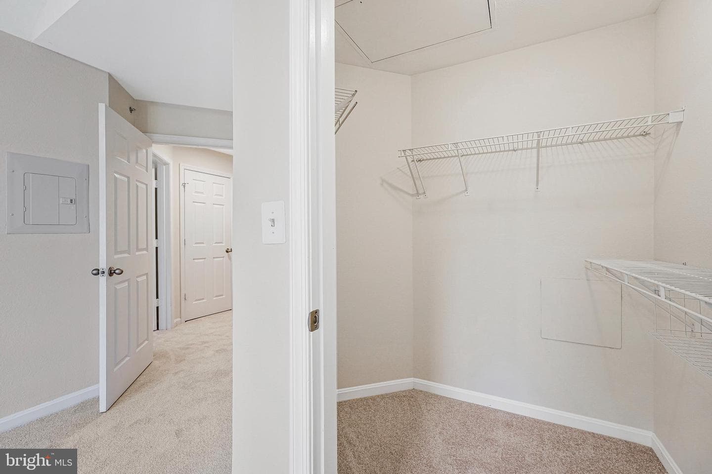 4506 Superior Square #4506 photo 14