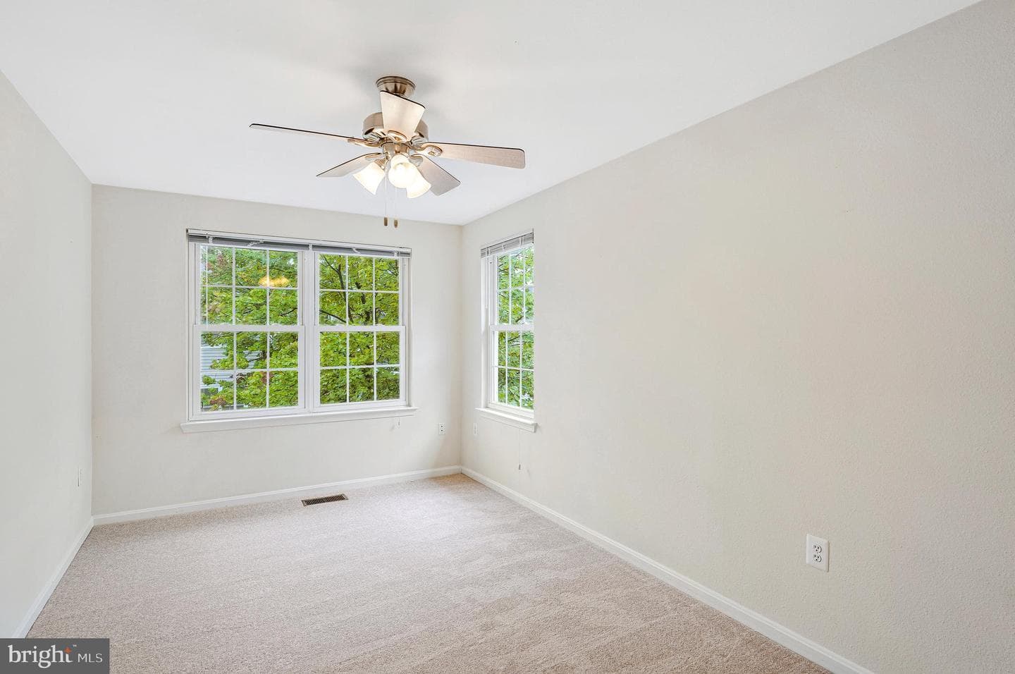 4506 Superior Square #4506 photo 15