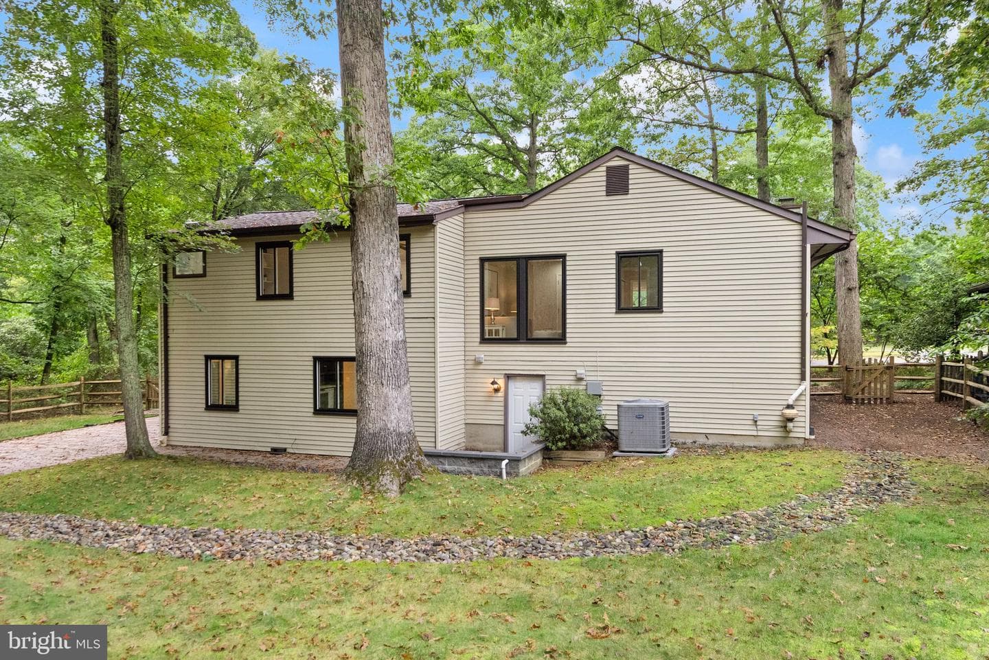 2510 Freetown Drive photo 44
