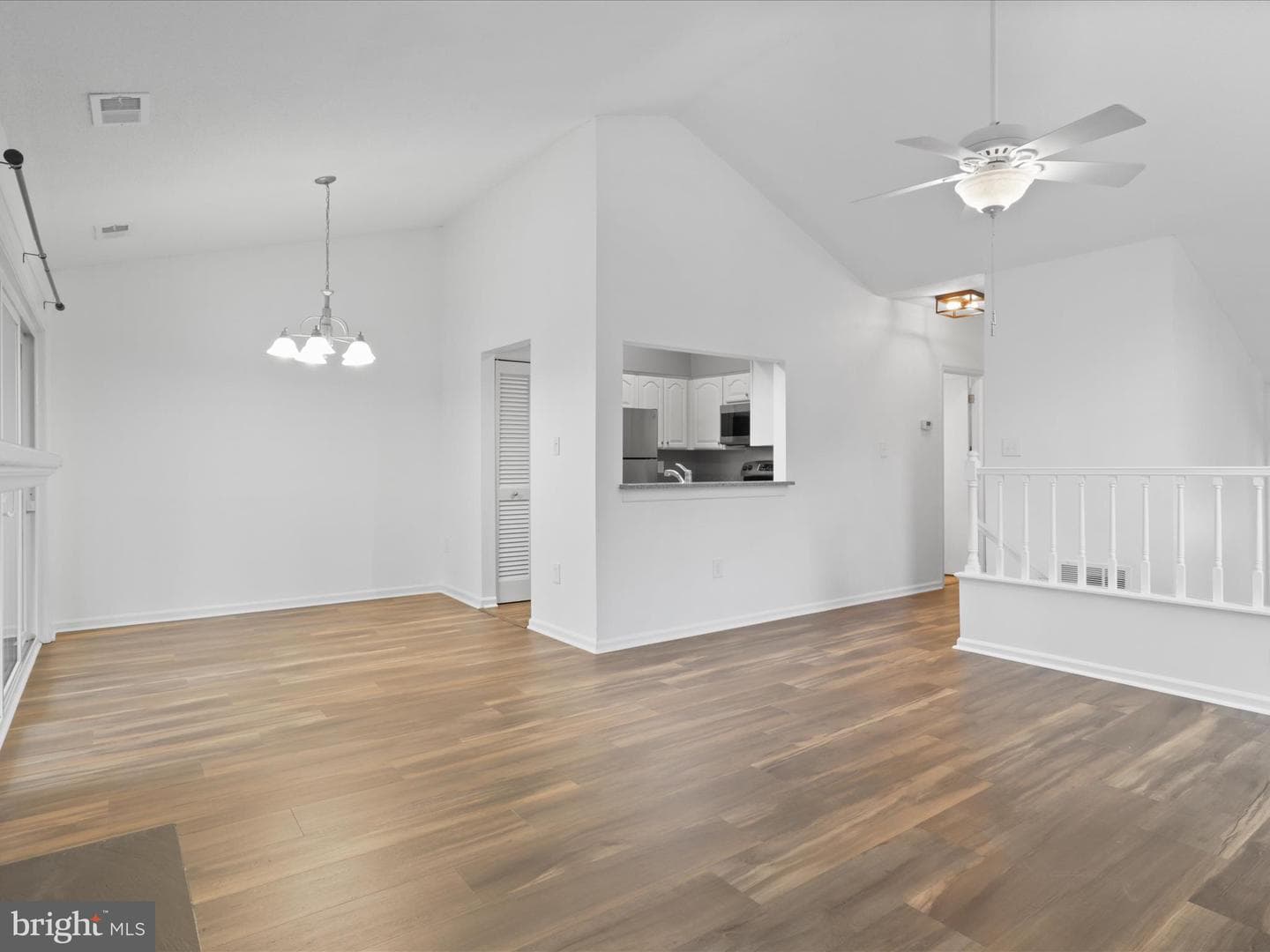 7598 Lakeside Village Drive photo 5