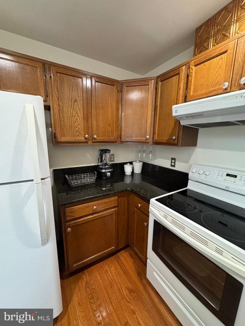 7716 Lexton Place #c photo 19