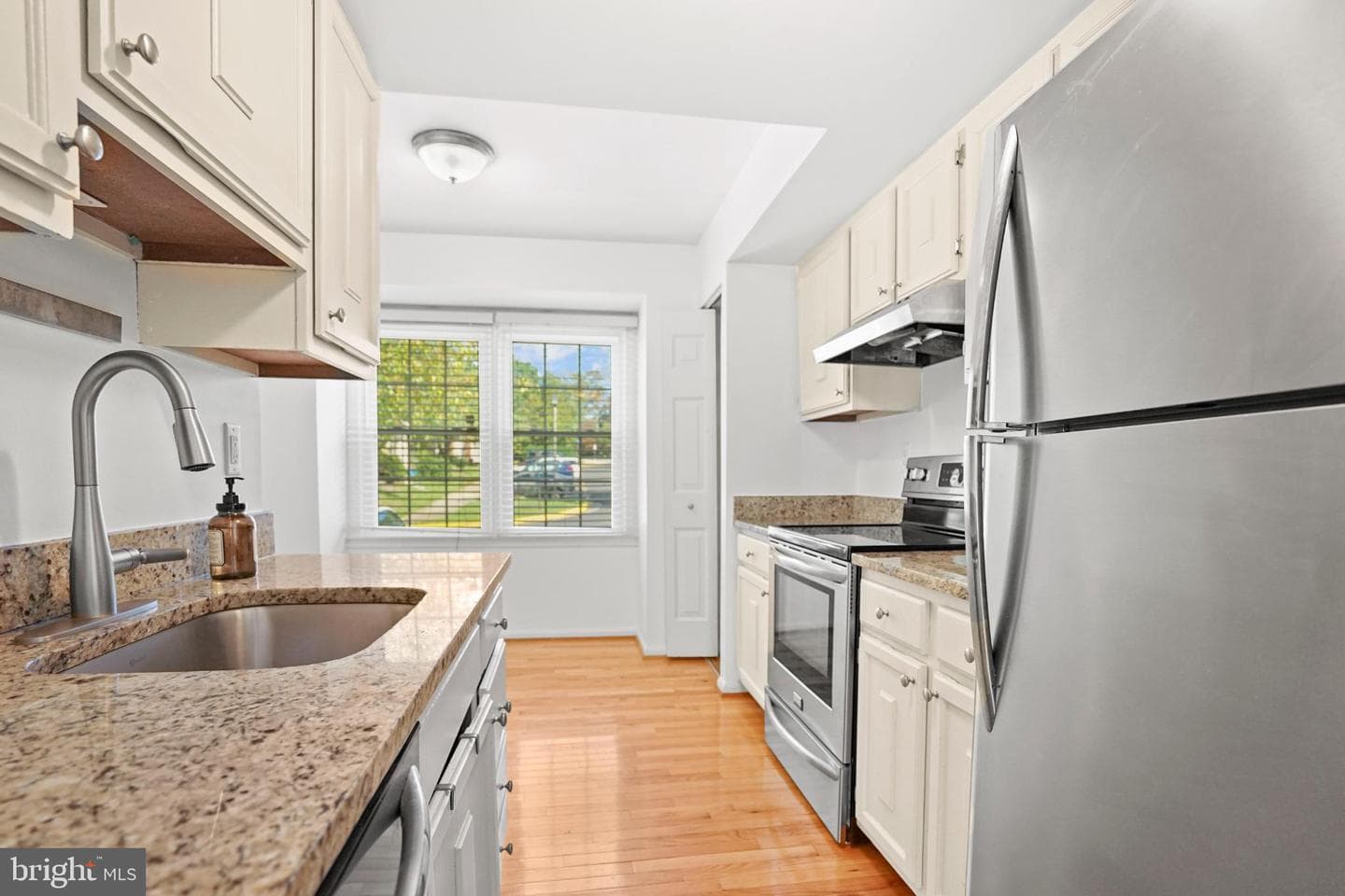 4869 Nash Drive photo 3