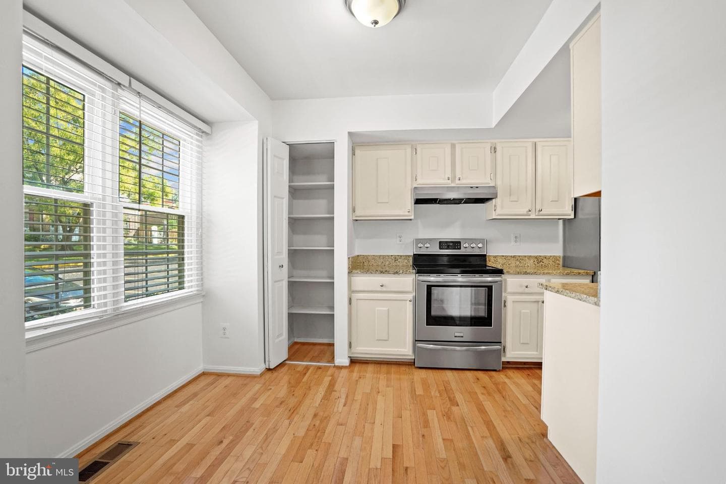 4869 Nash Drive photo 4