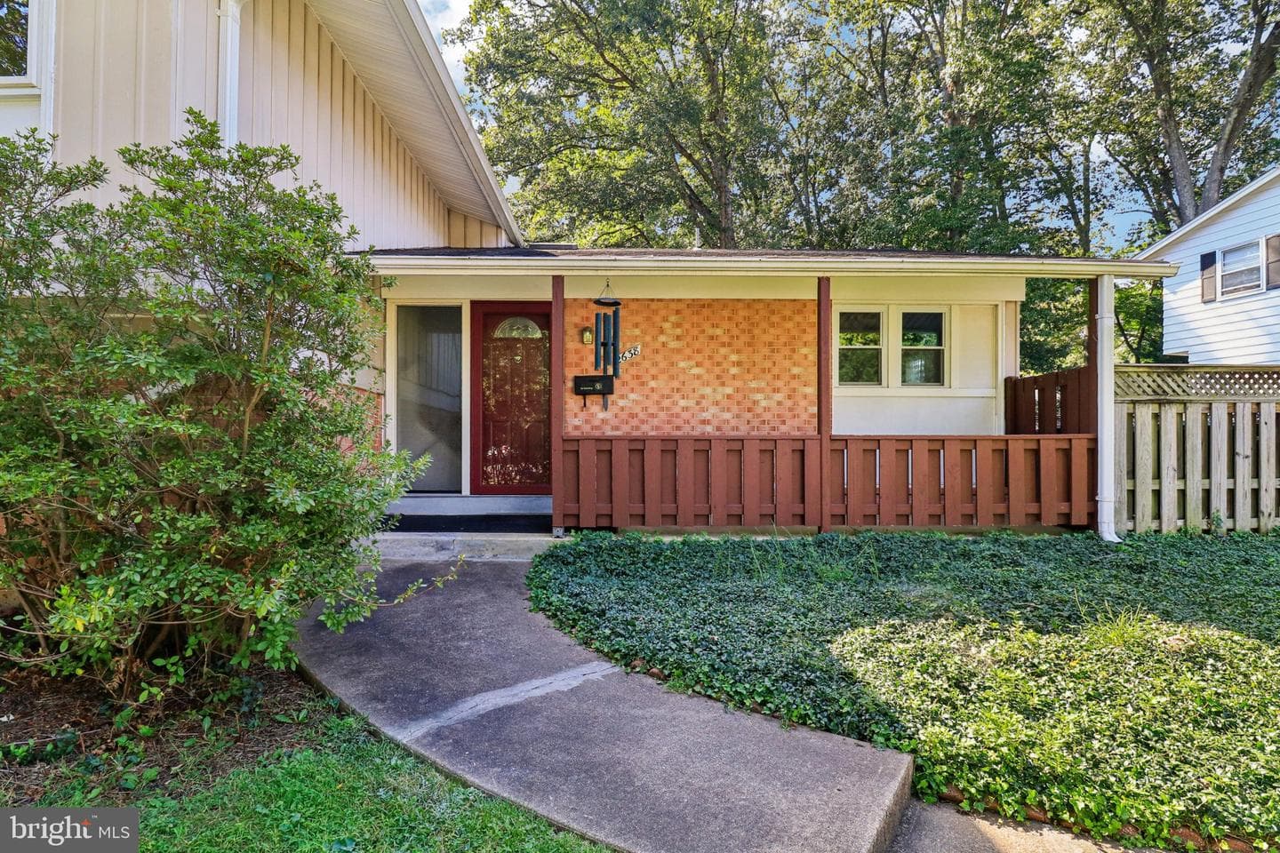 2638 Bowling Green Drive photo 3