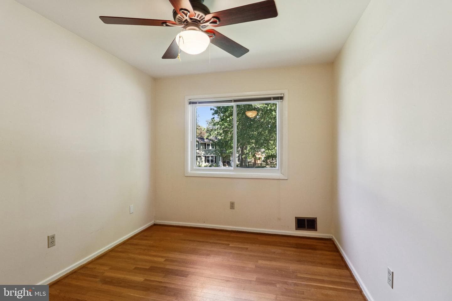 2638 Bowling Green Drive photo 35