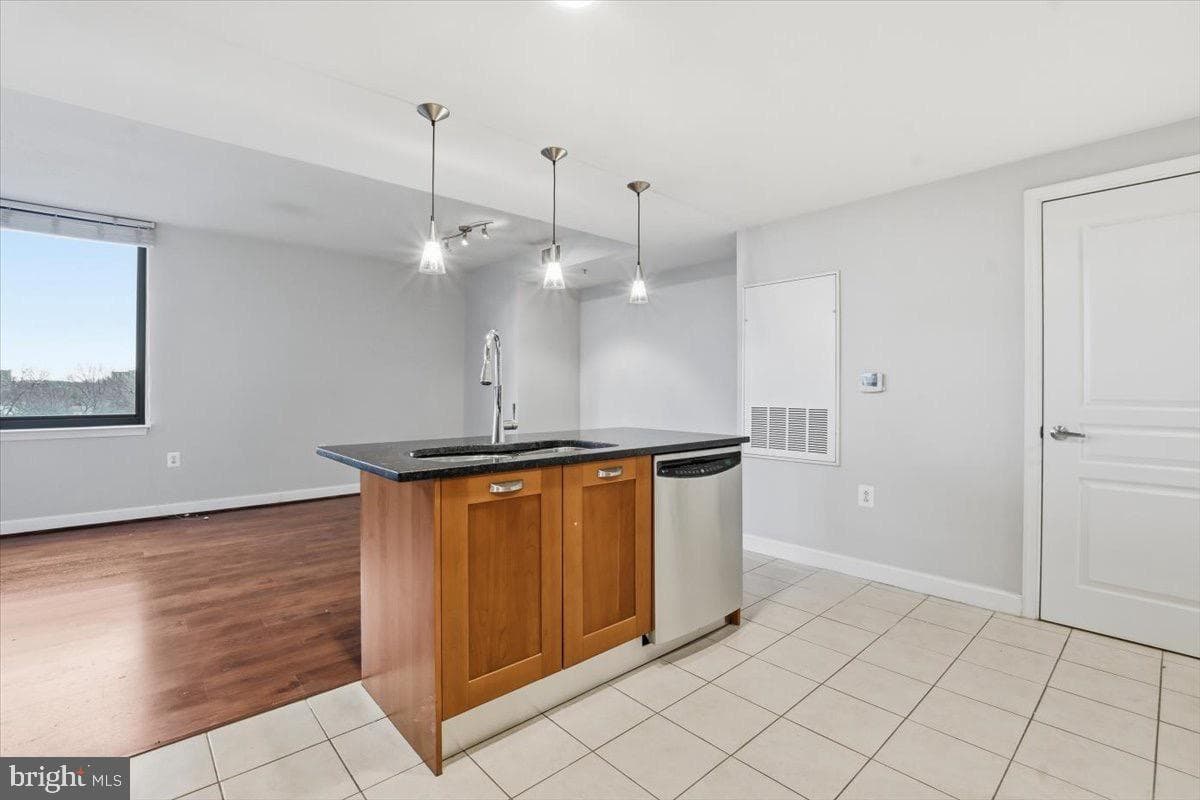 2451 Midtown Avenue #713 photo 15