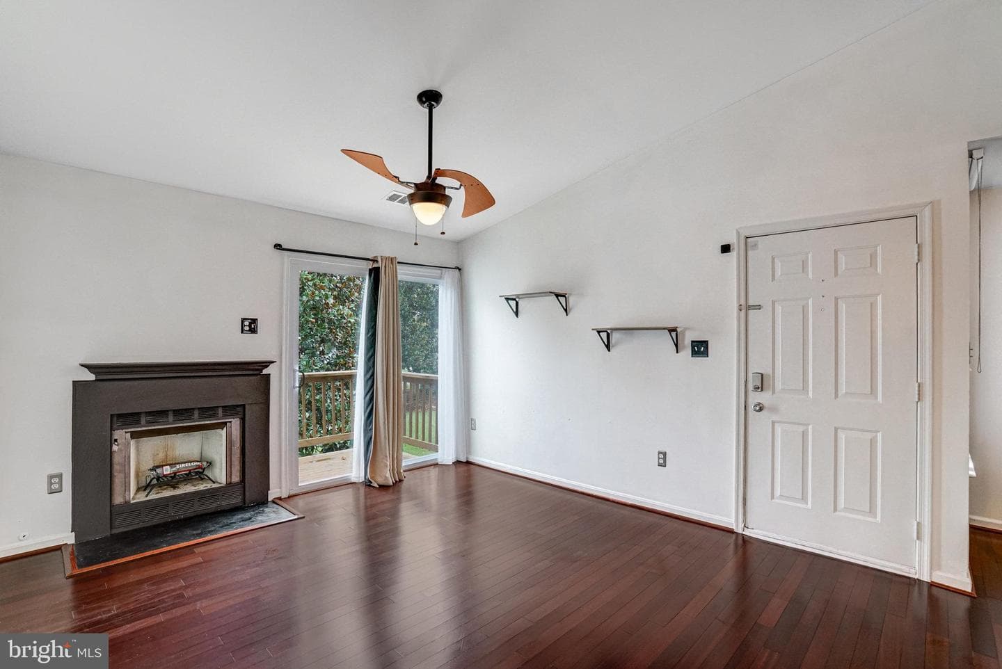 5376 Bedford Terrace #76d photo 7
