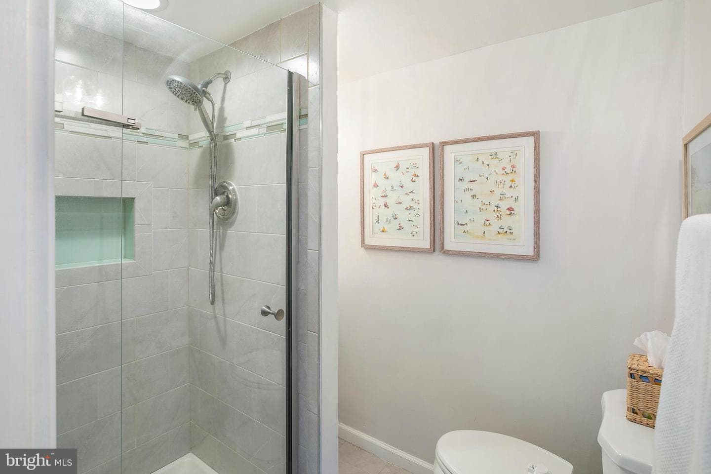 6111 Wilmington Drive photo 16