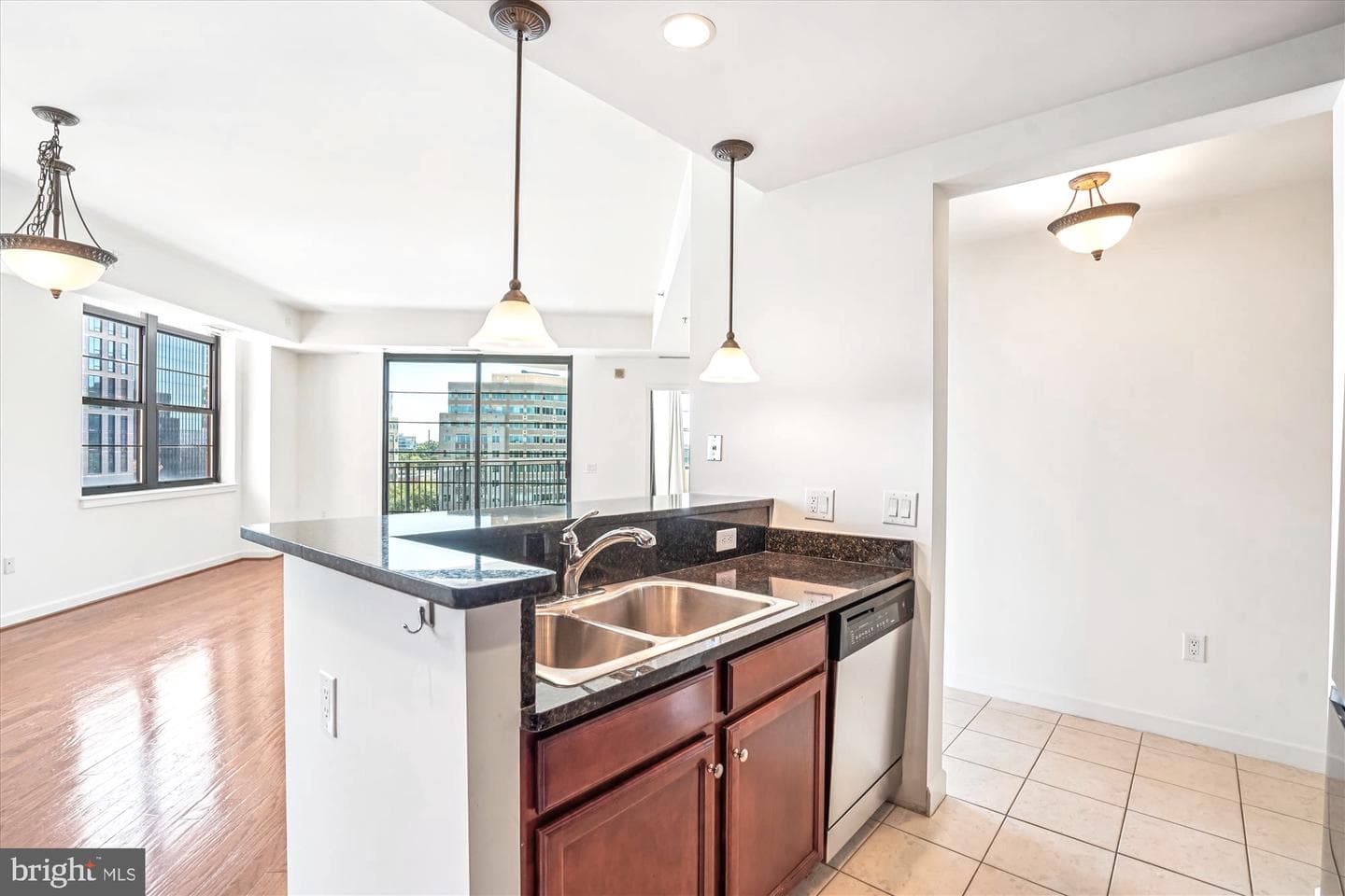 1830 Fountain Drive #1004 photo 9