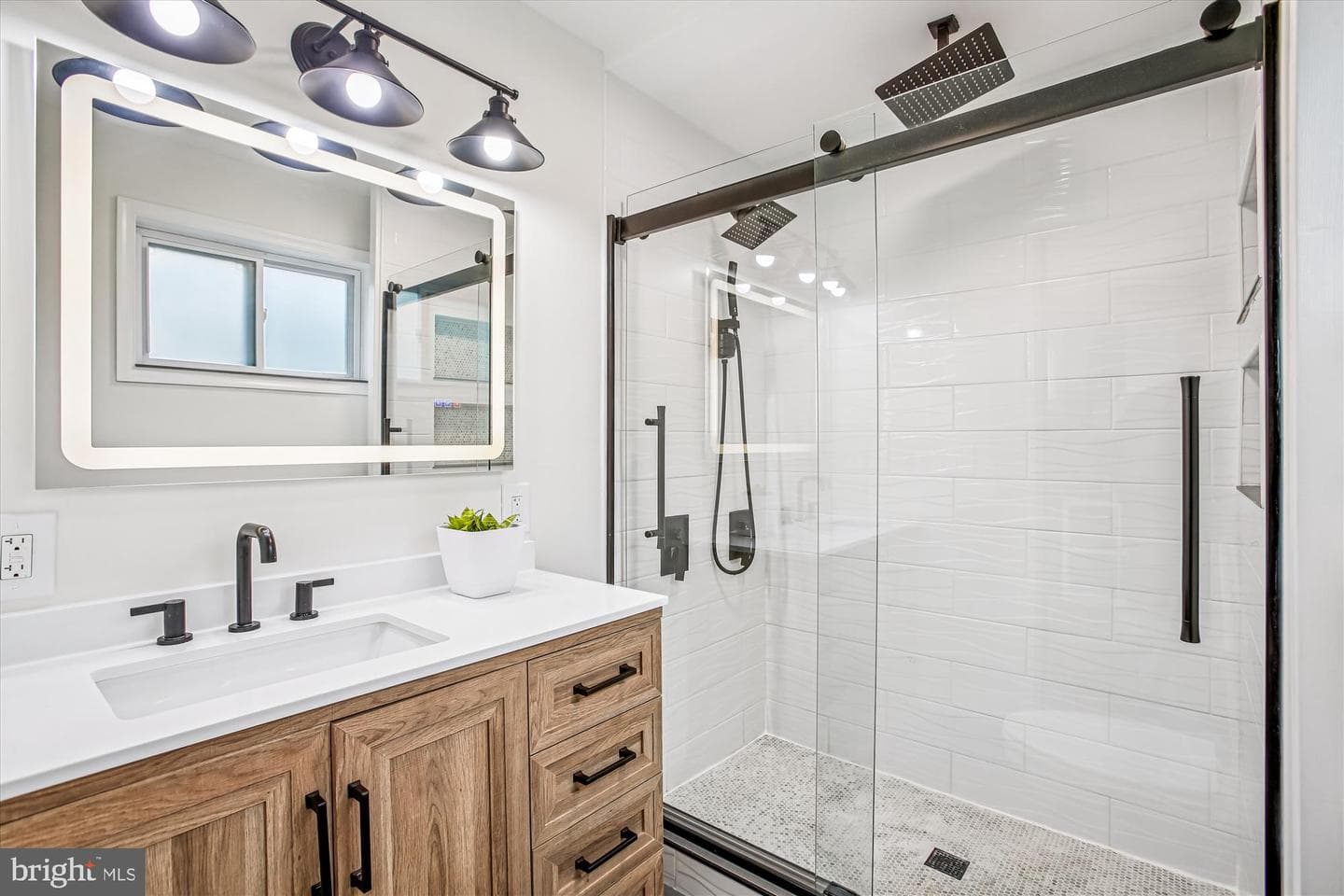 5808 Ash Drive photo 24