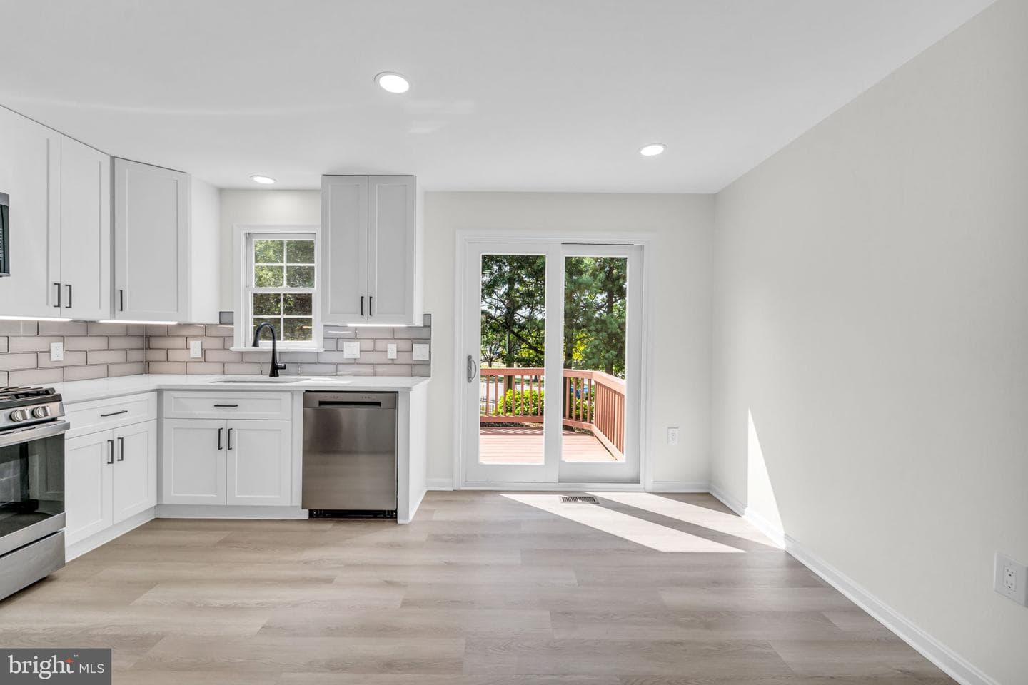 7804 Gum Springs Village Drive photo 11