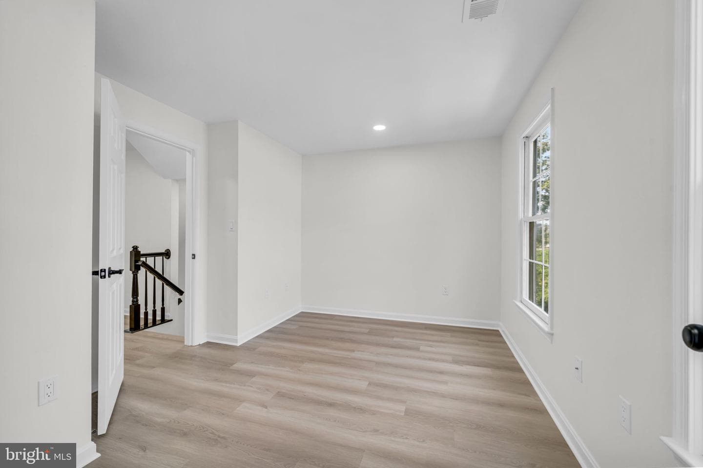 7804 Gum Springs Village Drive photo 26