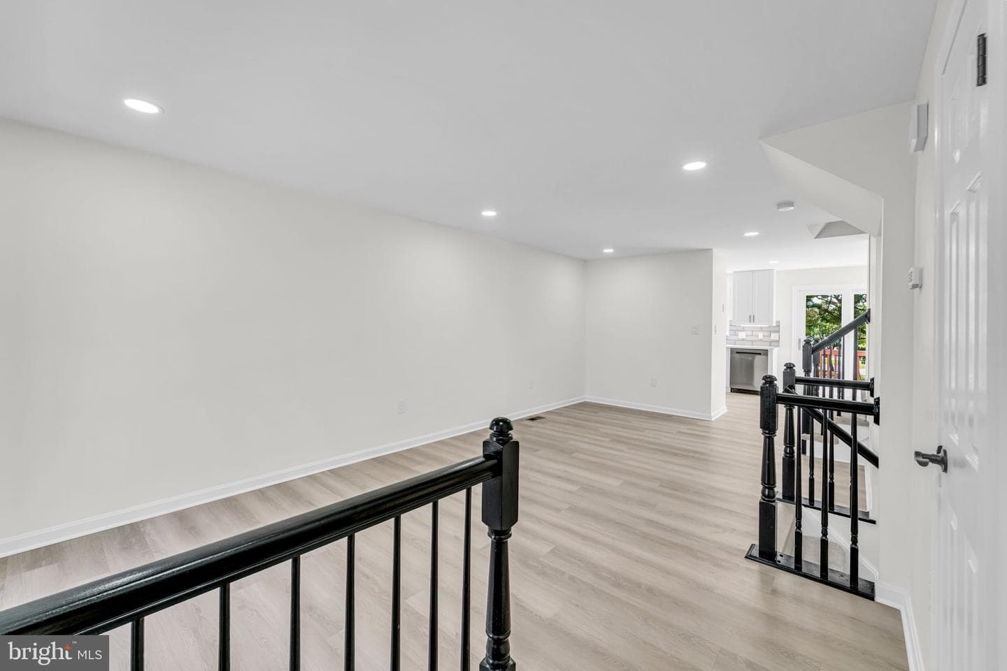 7804 Gum Springs Village Drive photo 5