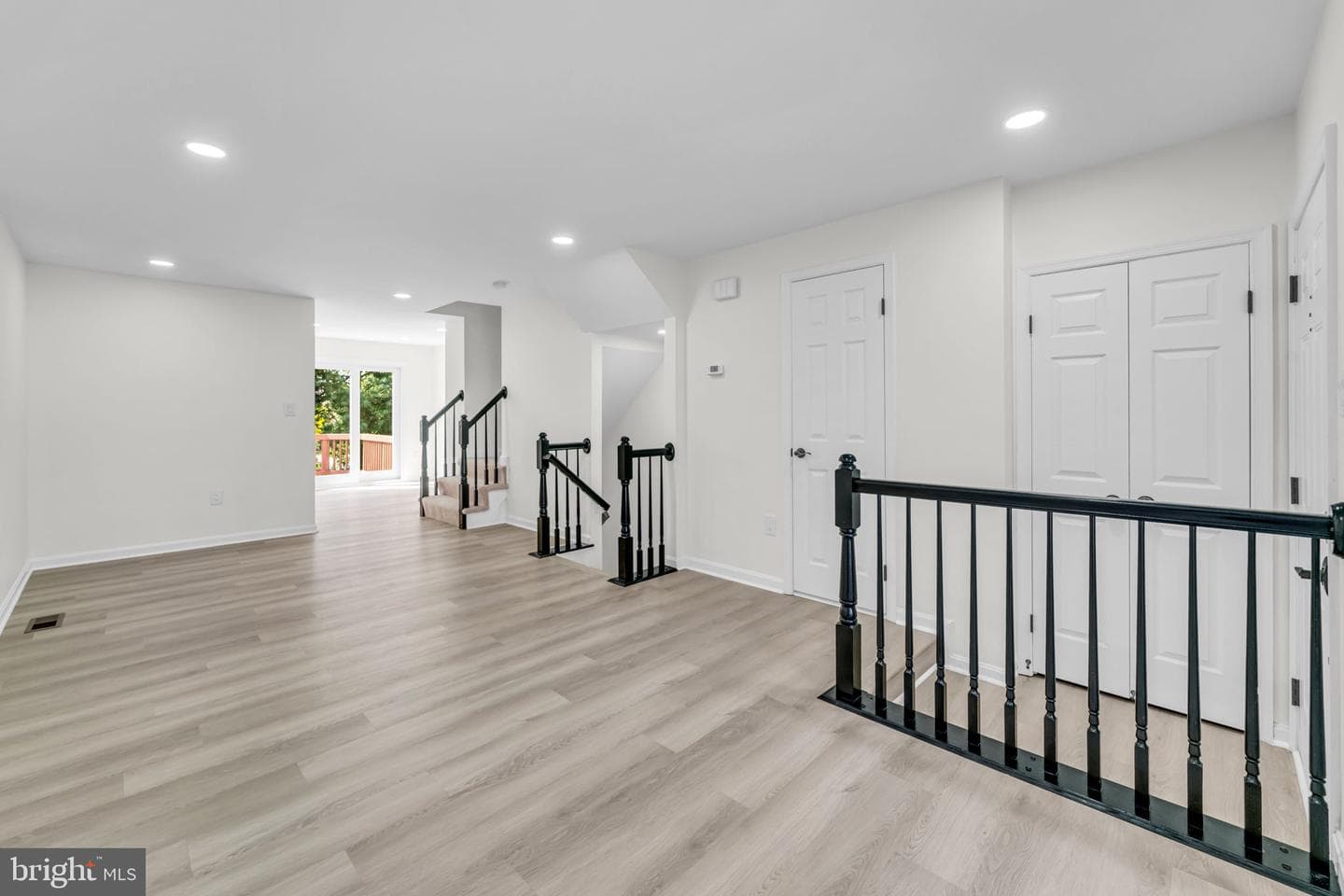 7804 Gum Springs Village Drive photo 6