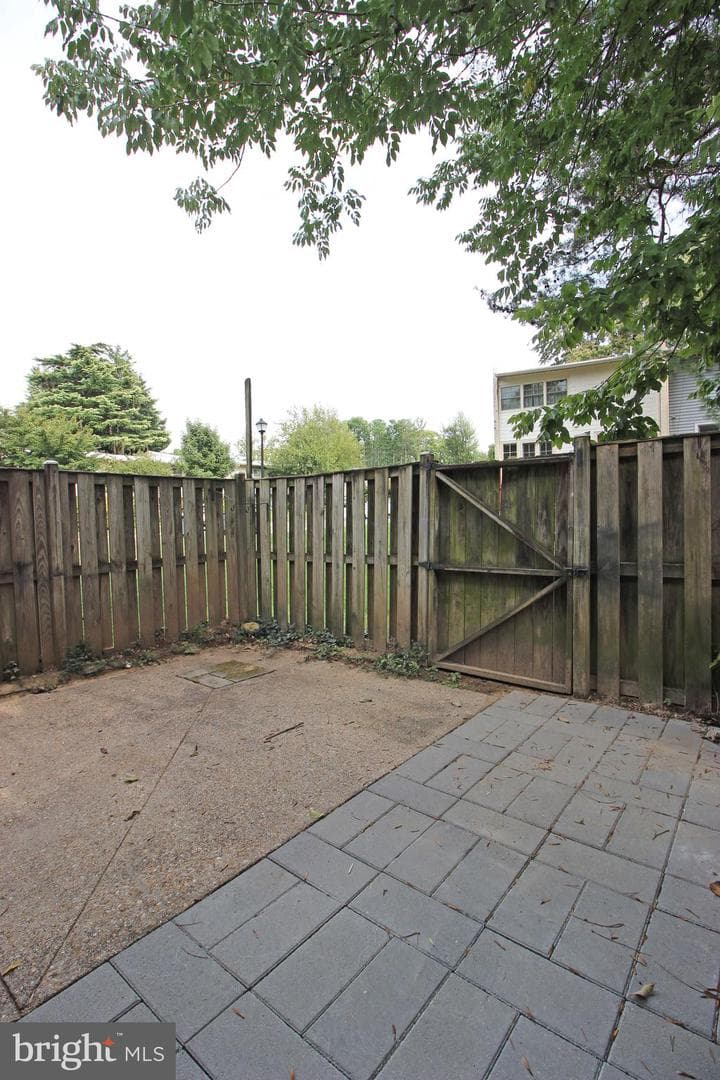 7813 Winona Court photo 32