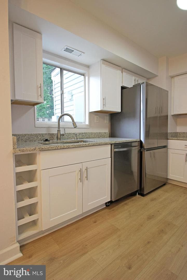 7813 Winona Court photo 9