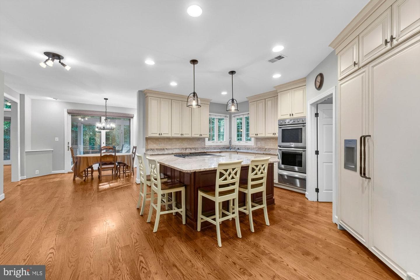 3300 Lauren Oaks Court photo 24