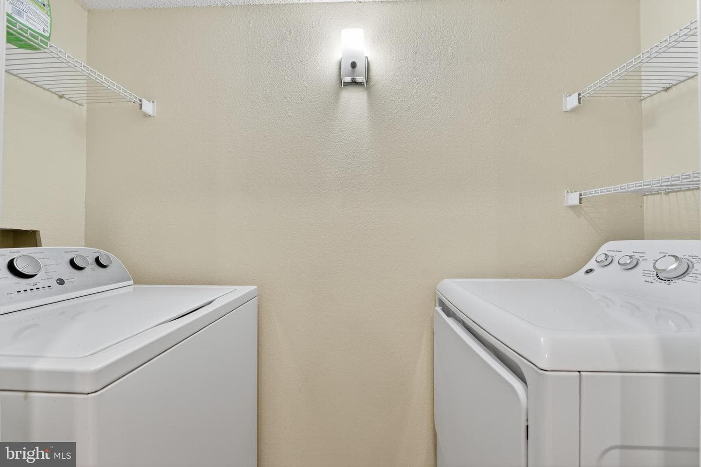 1541 Lincoln Way #201a photo 11