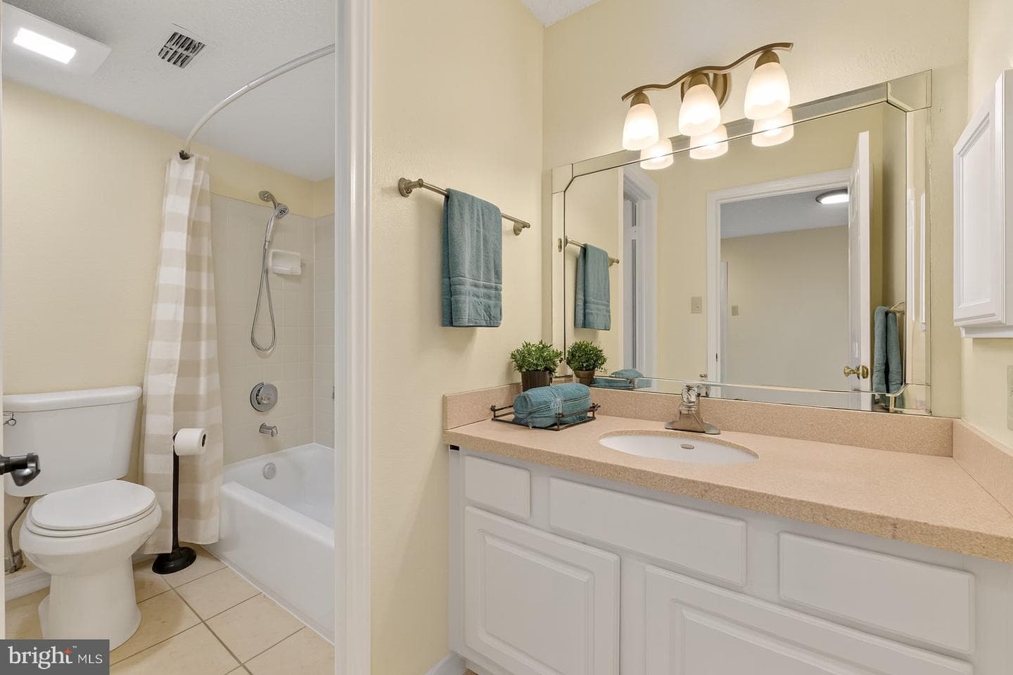 1541 Lincoln Way #201a photo 14
