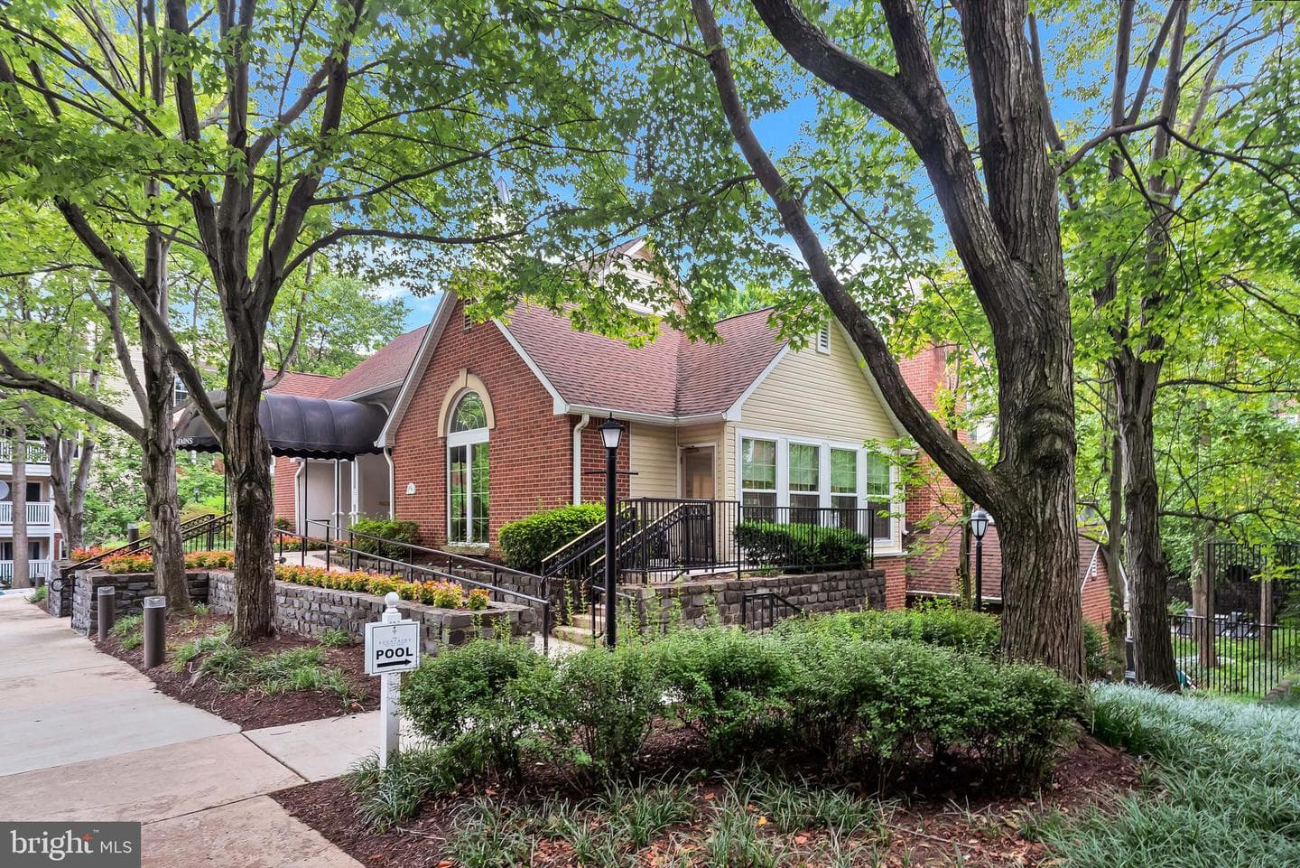 1541 Lincoln Way #201a photo 17