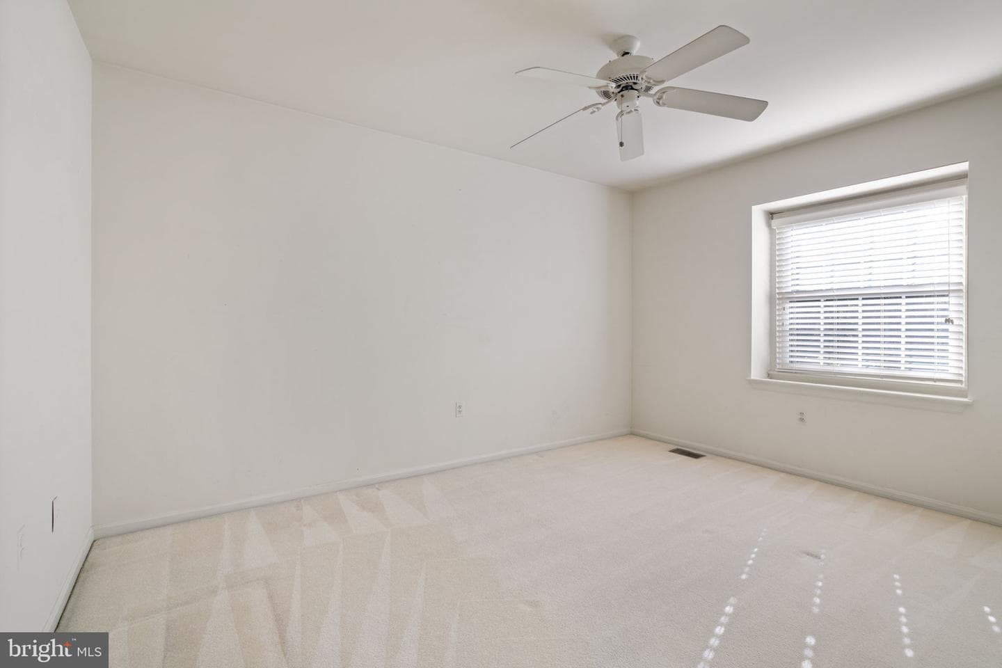 9101 Rural Plains Place photo 33