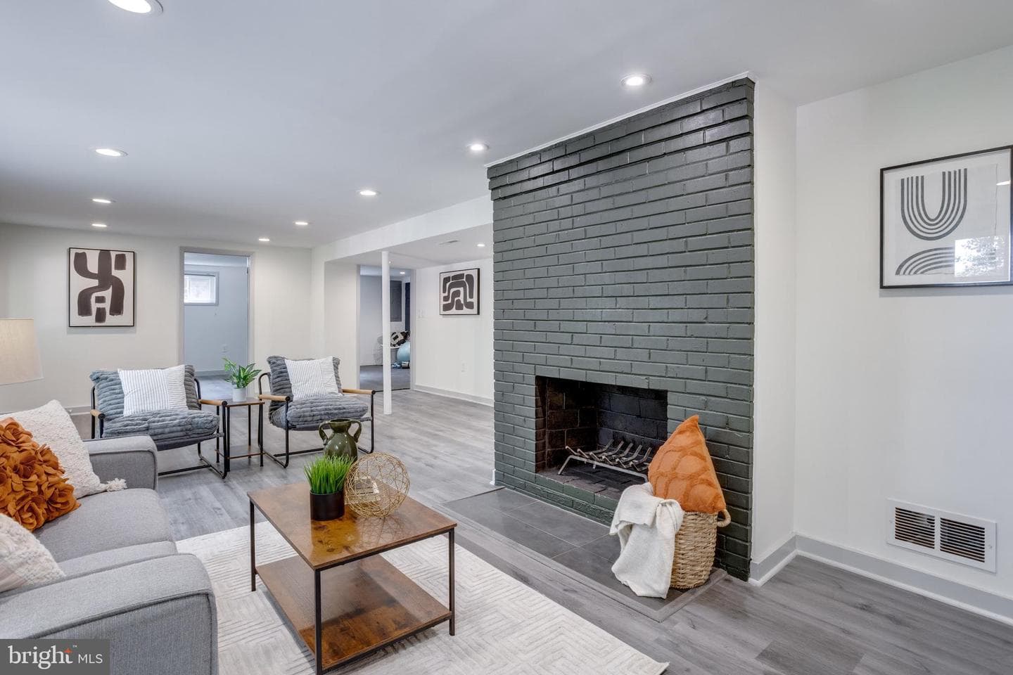 7520 Murillo Street photo 36
