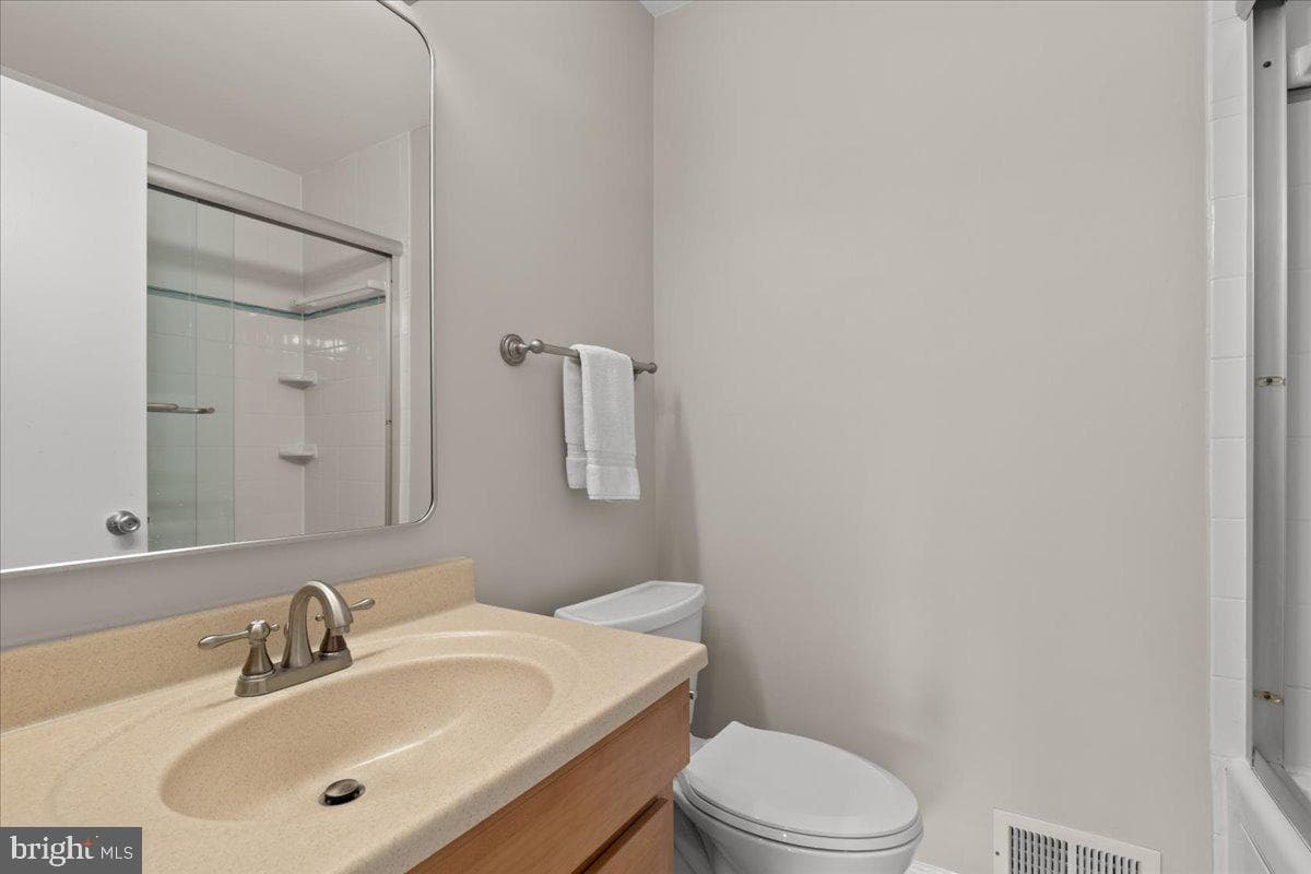 6121 Stonepath Circle photo 19