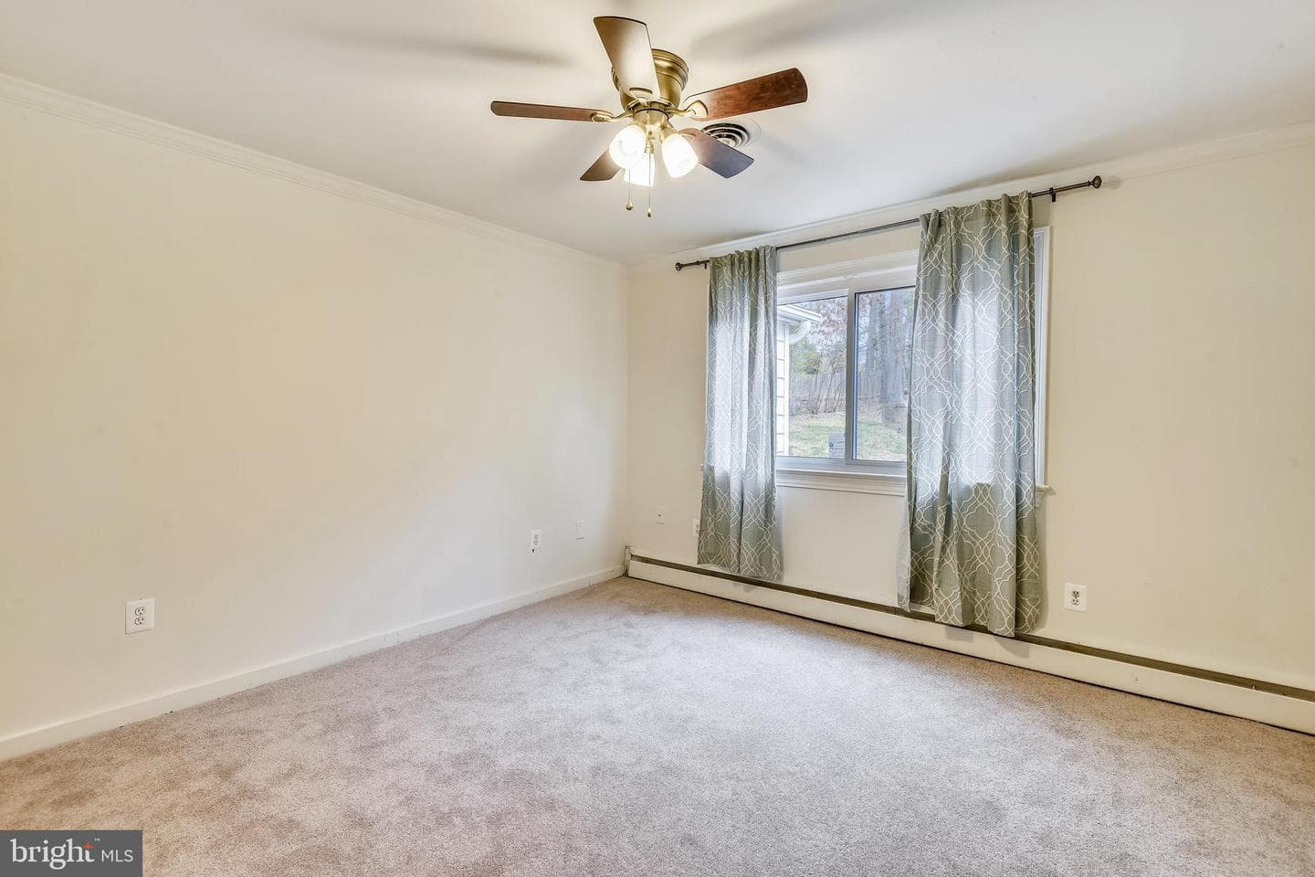 3429 Aston Street photo 12
