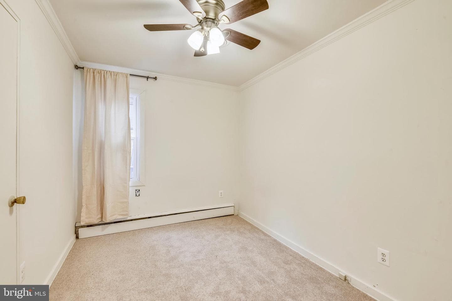 3429 Aston Street photo 14
