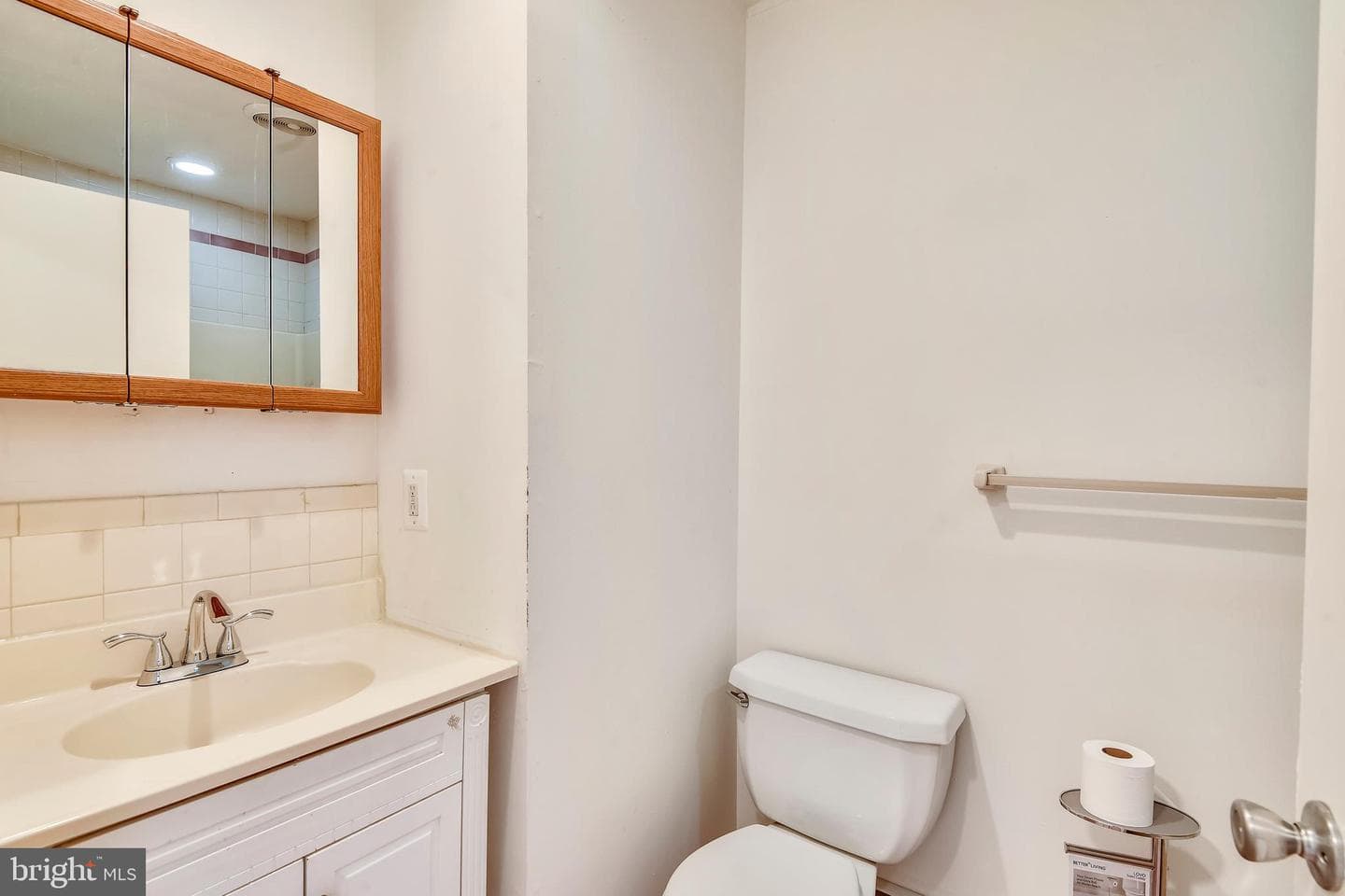 3429 Aston Street photo 29