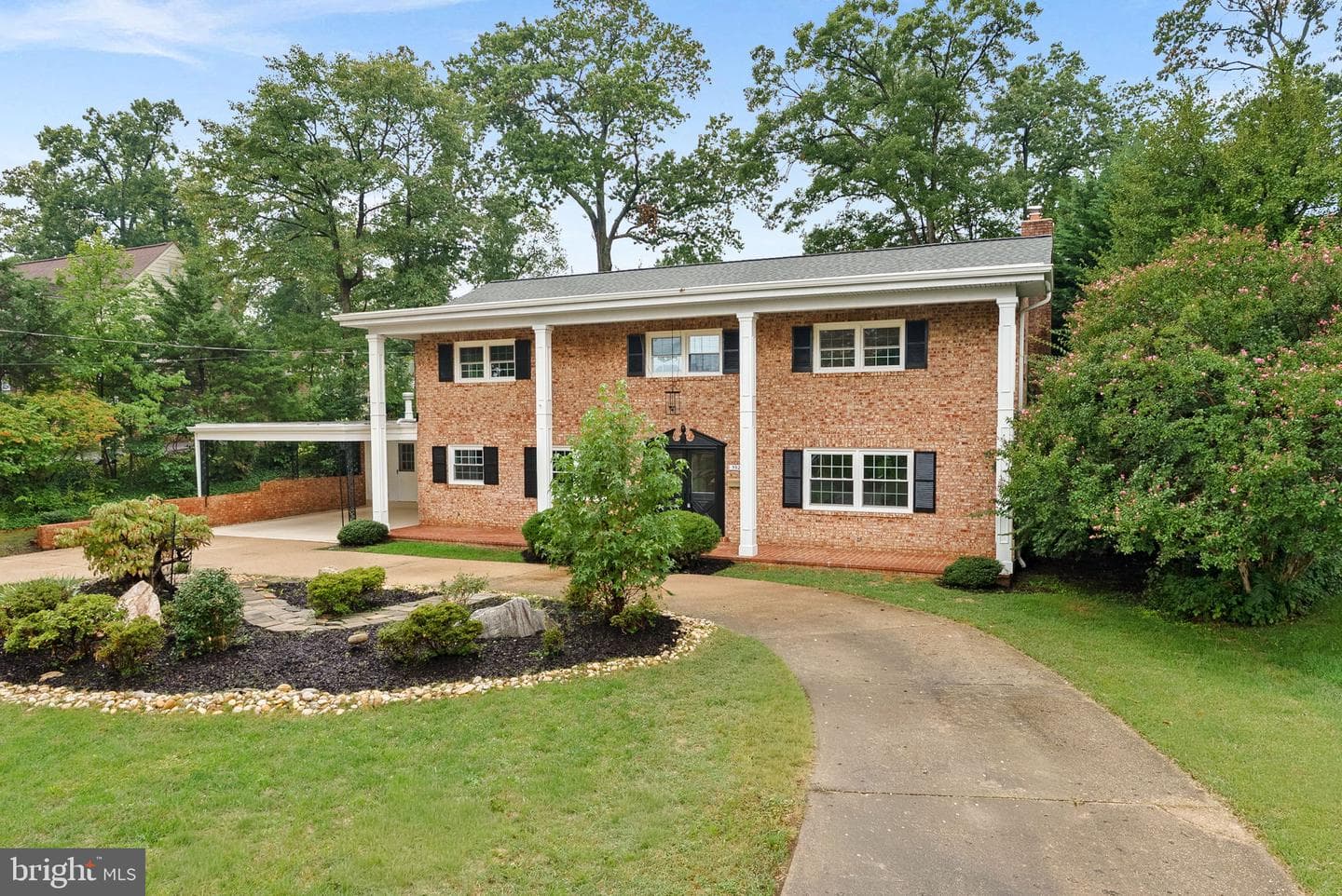5924 Jane Way photo 4