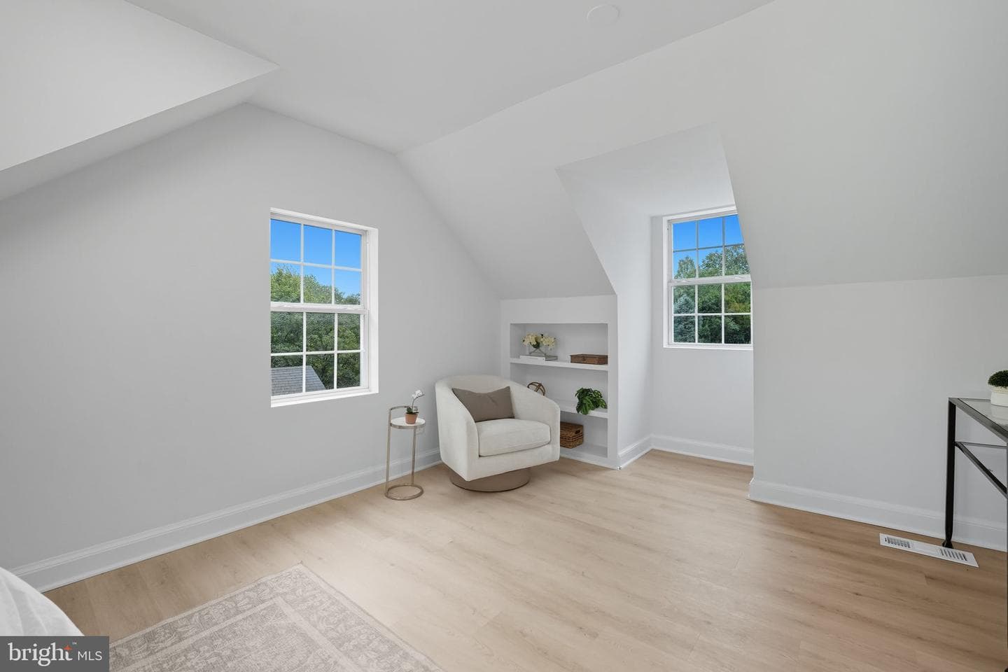 2825 Winchester Way photo 17