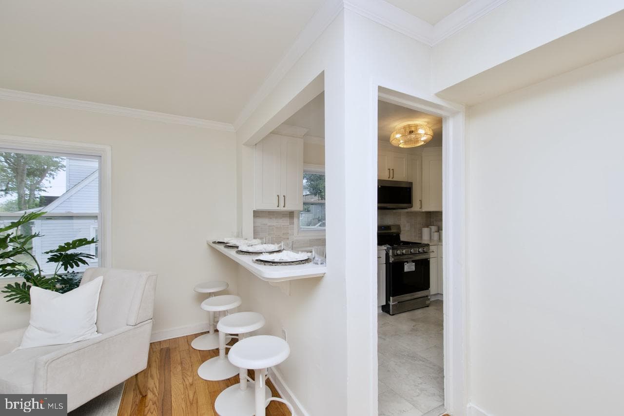 2415 Fairhaven Avenue photo 10