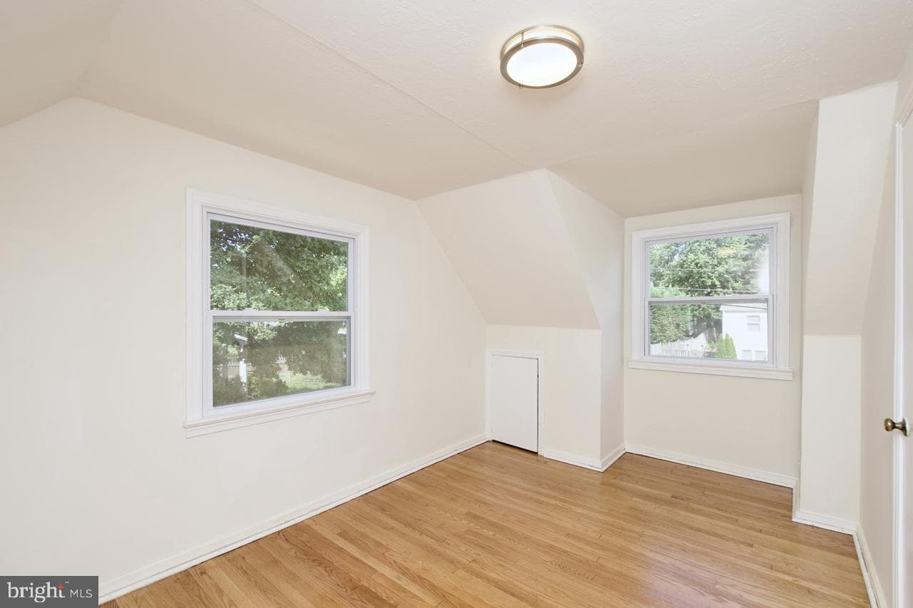 2415 Fairhaven Avenue photo 26