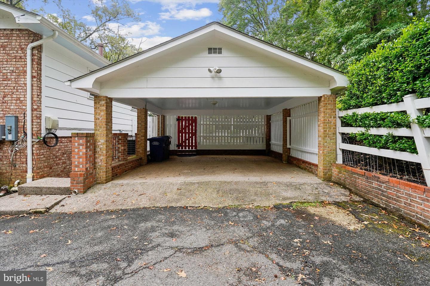 1616 Sherwood Hall Lane photo 56