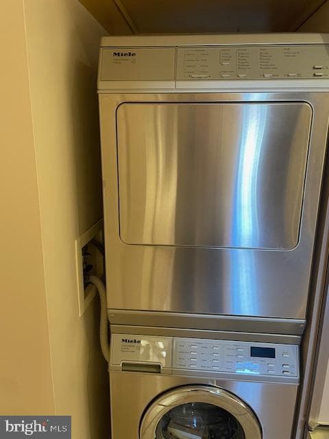 8360 Greensboro Drive #621 photo 11