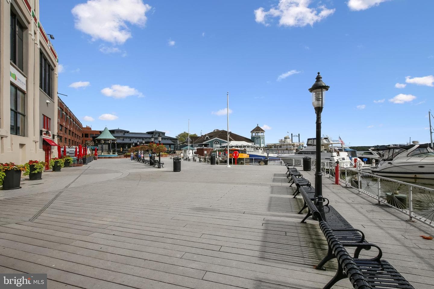 7923 Fitzroy Street photo 58
