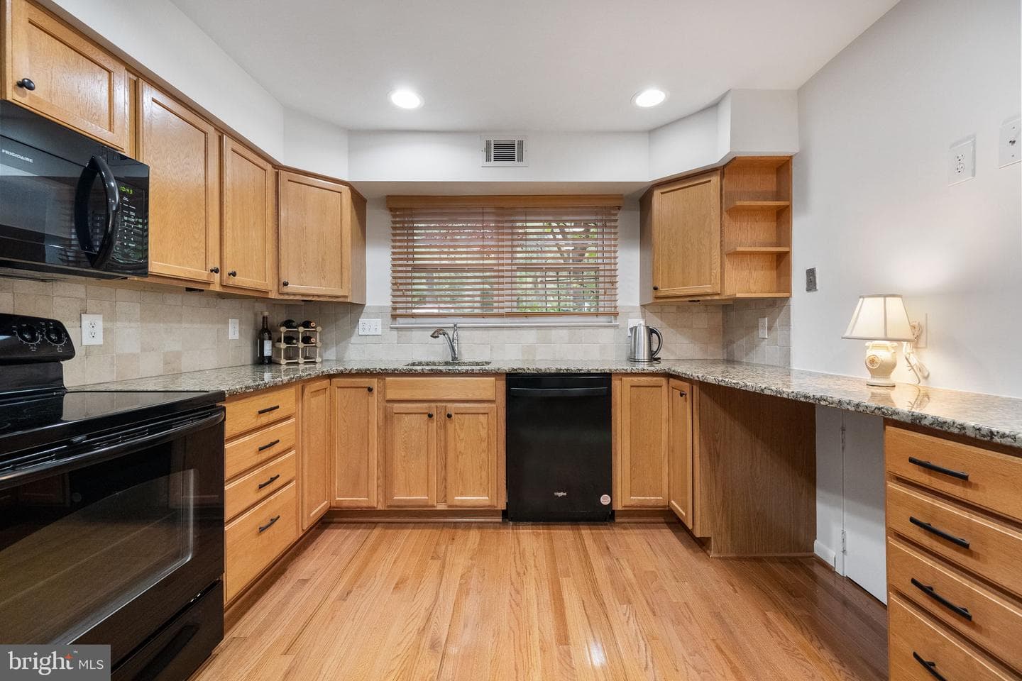 2027 Headlands Circle photo 9