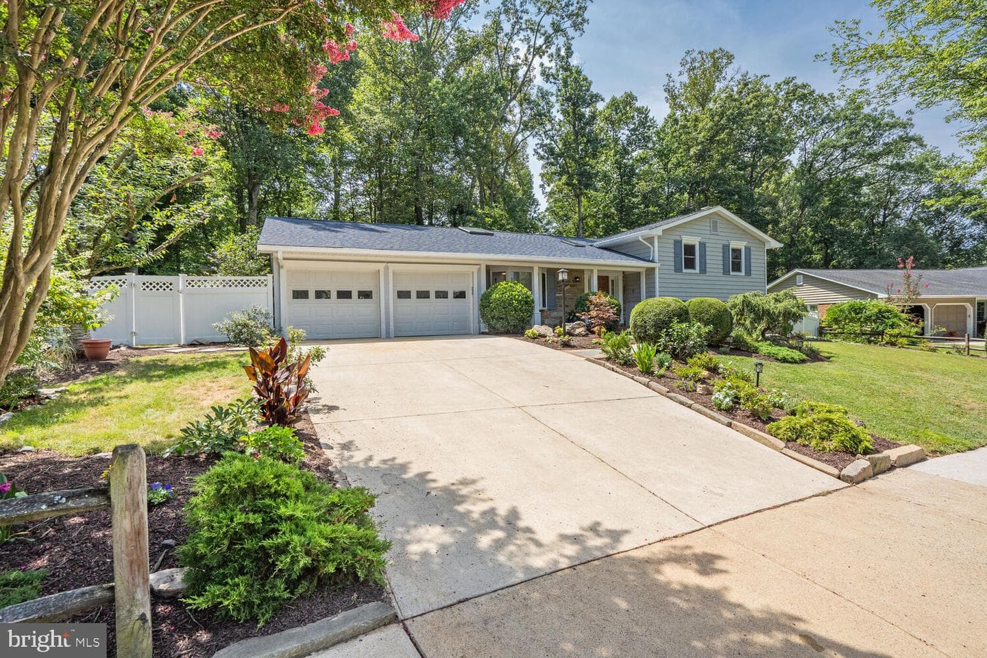 2615 E Meredith Drive photo 1