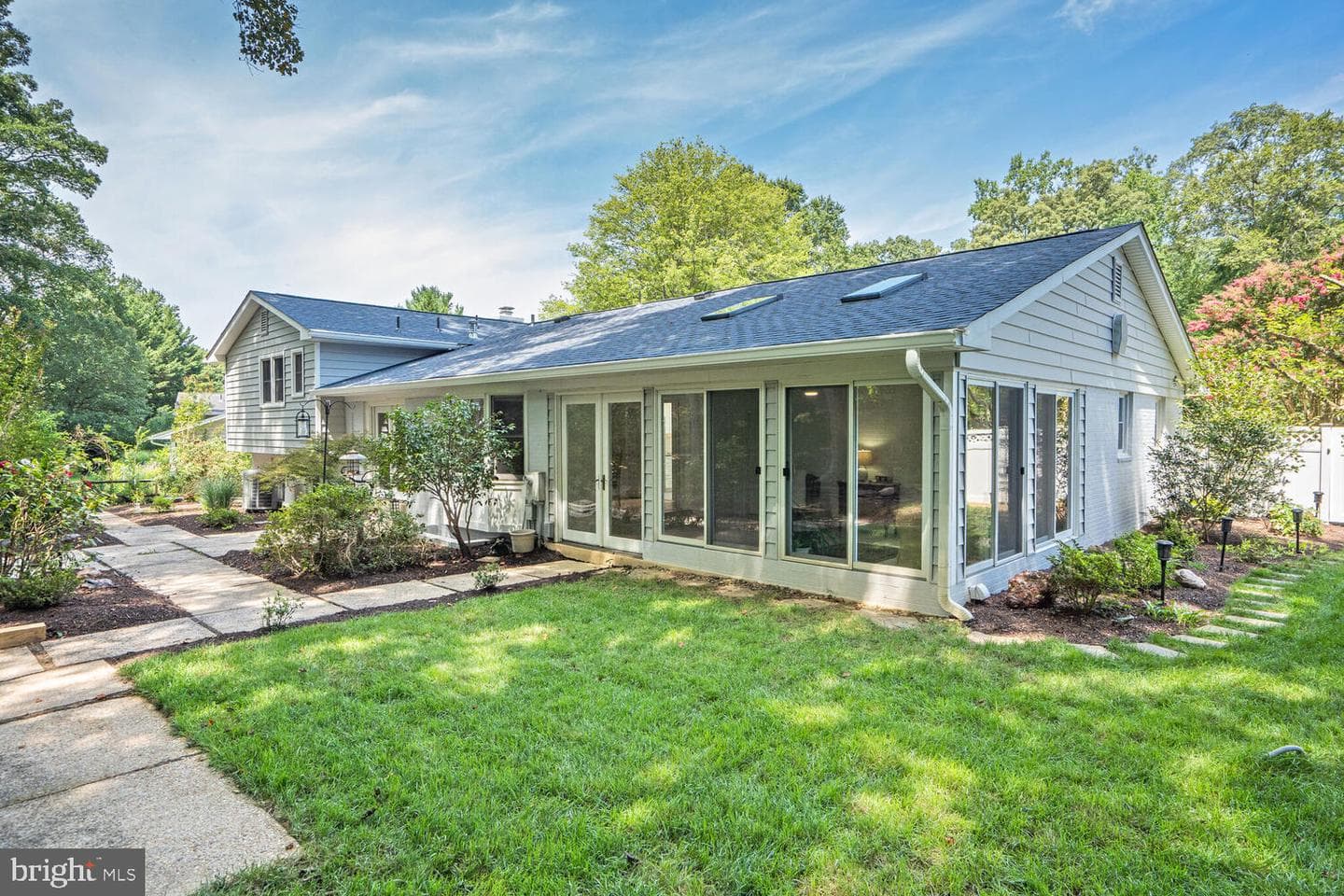 2615 E Meredith Drive photo 4