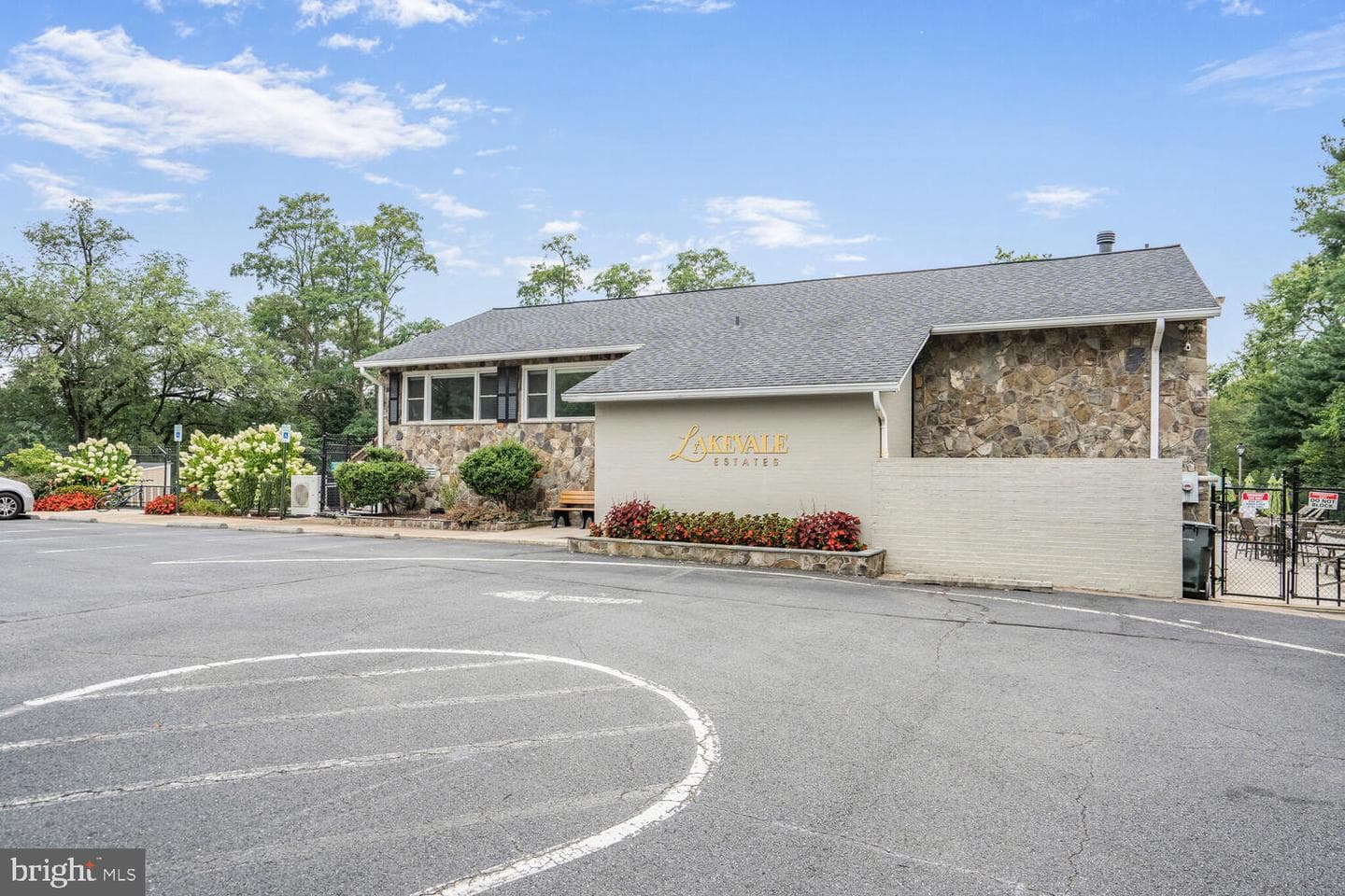 2615 E Meredith Drive photo 46