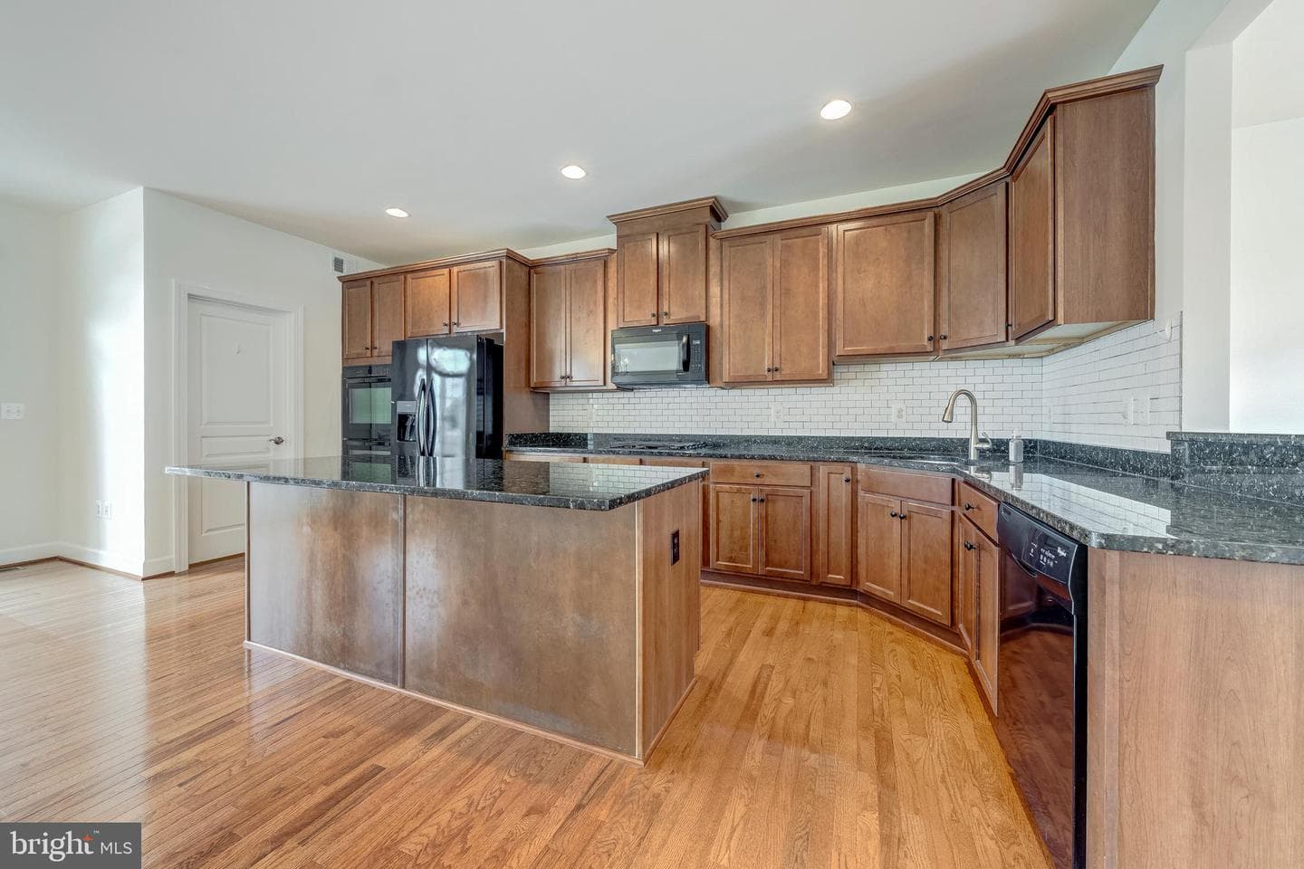 6225 Summit Point Court photo 11