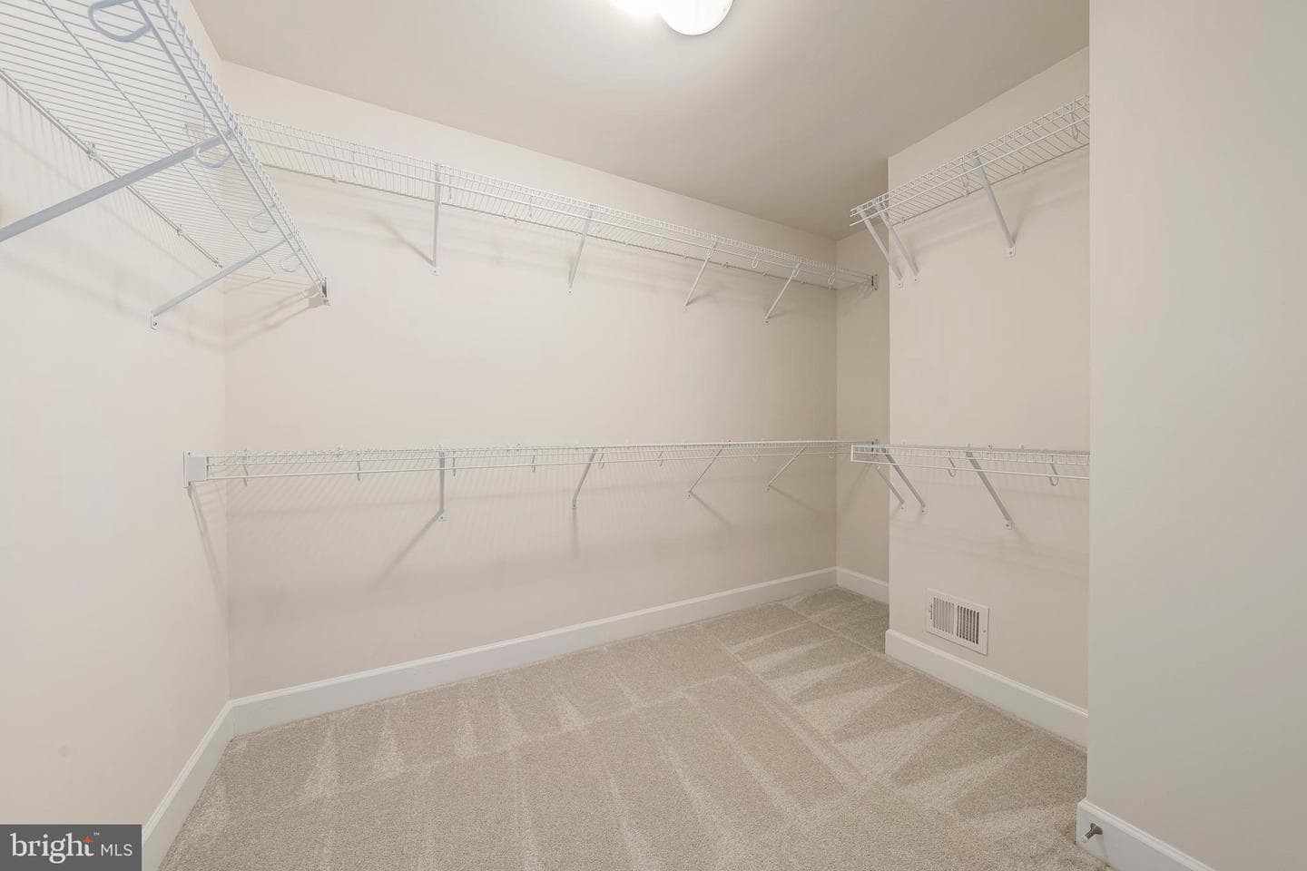 6225 Summit Point Court photo 17