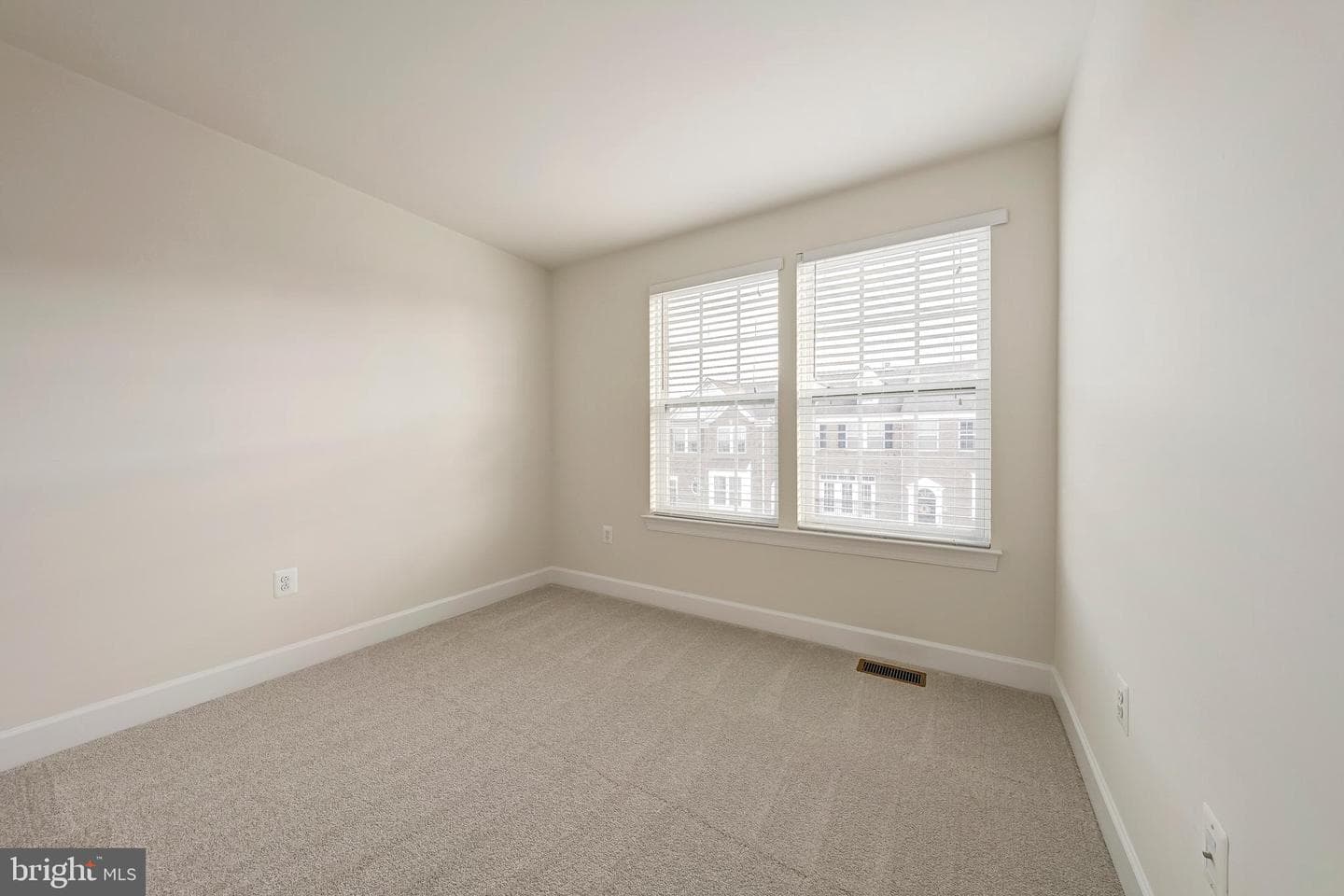 6225 Summit Point Court photo 24