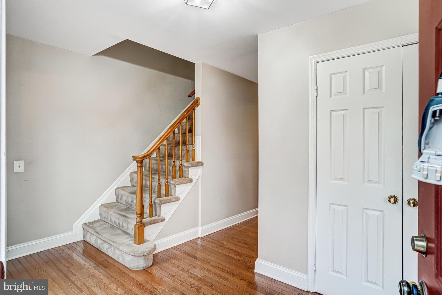 10848 Burr Oak Way photo 5