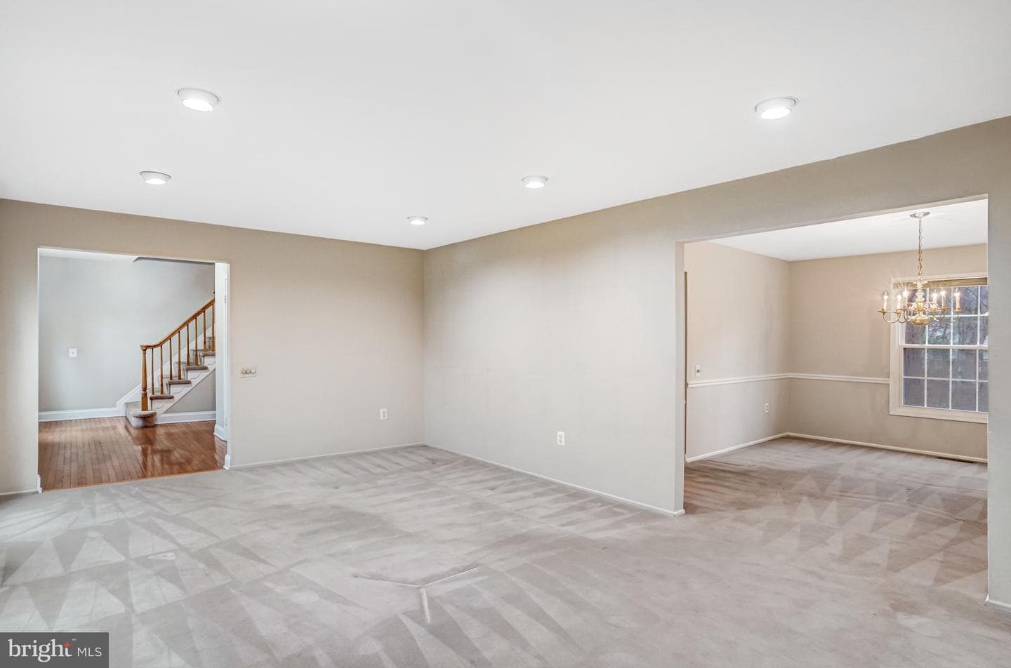 10848 Burr Oak Way photo 8