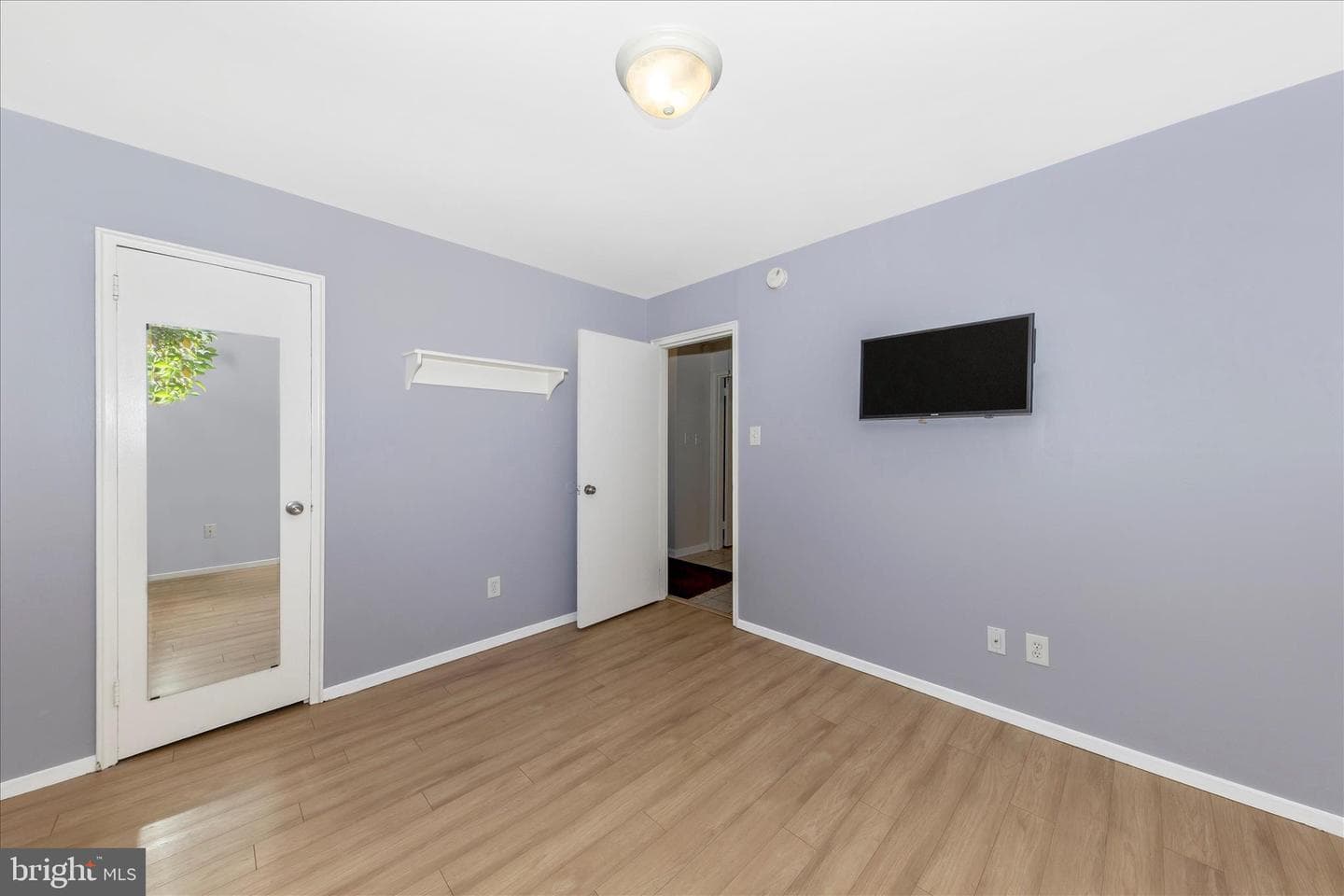 2112 Pimmit Drive photo 23