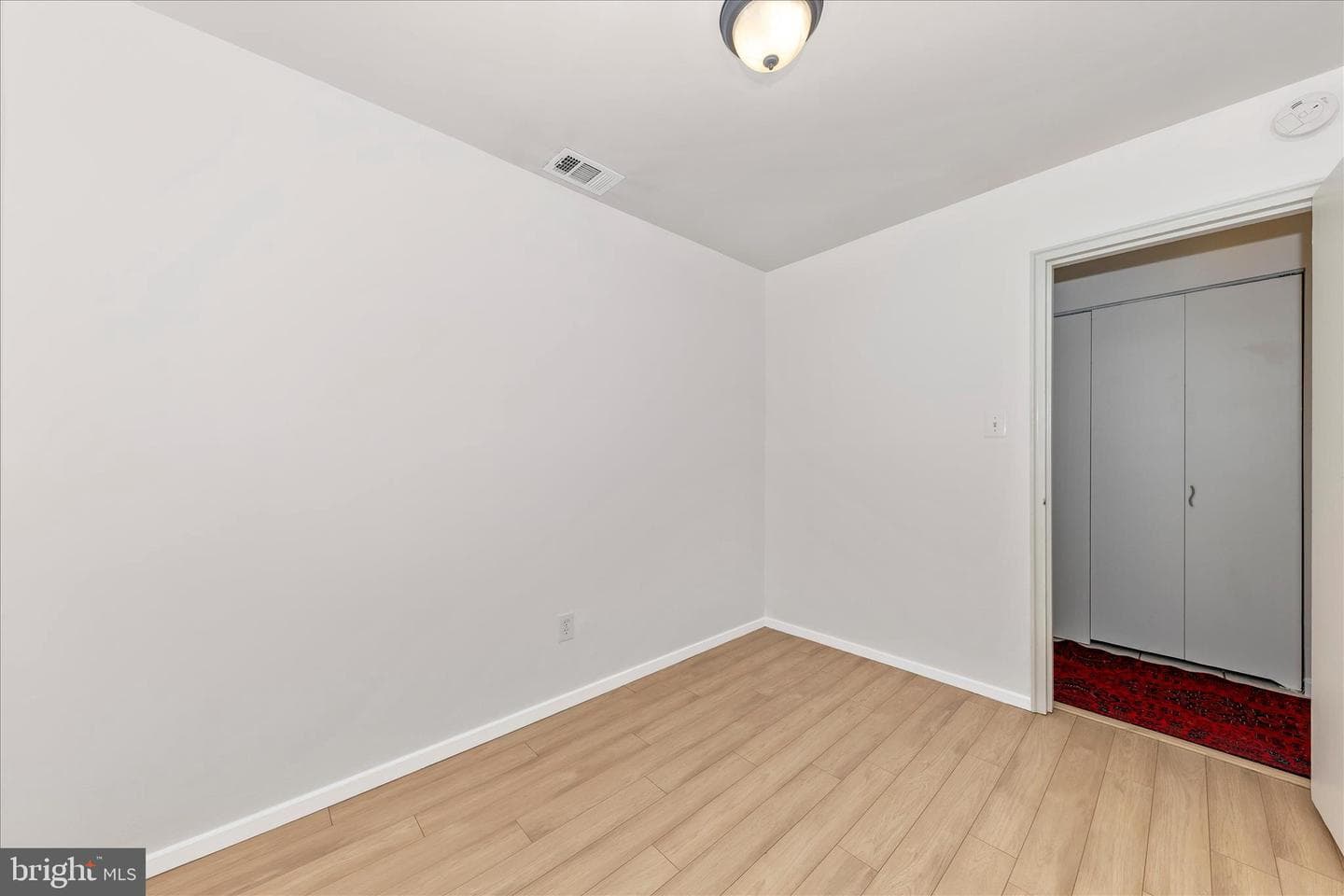 2112 Pimmit Drive photo 28